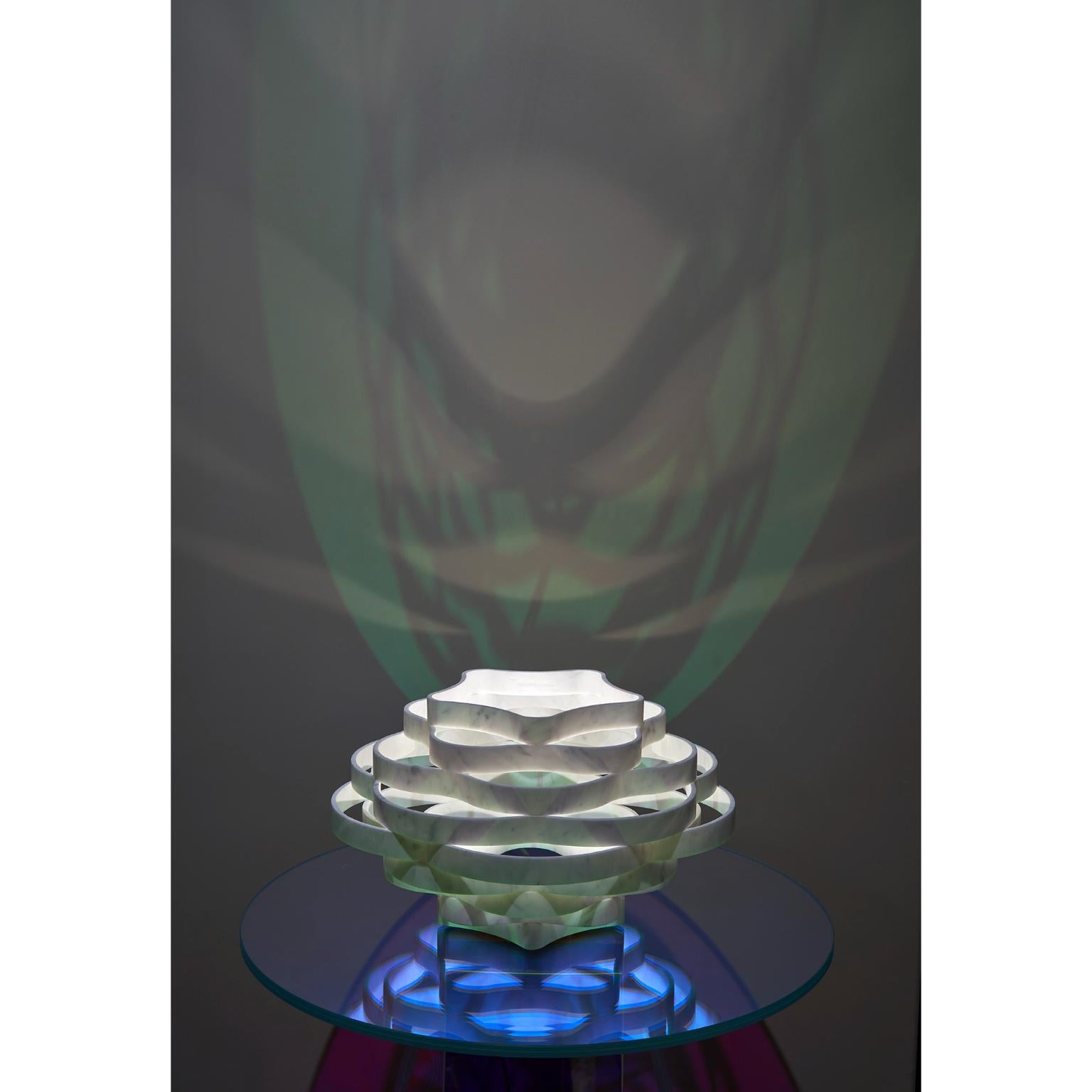 italien Lampe de table décorative Nest TL1 en marbre blanc de Carrare par Bufalini Marmi en vente