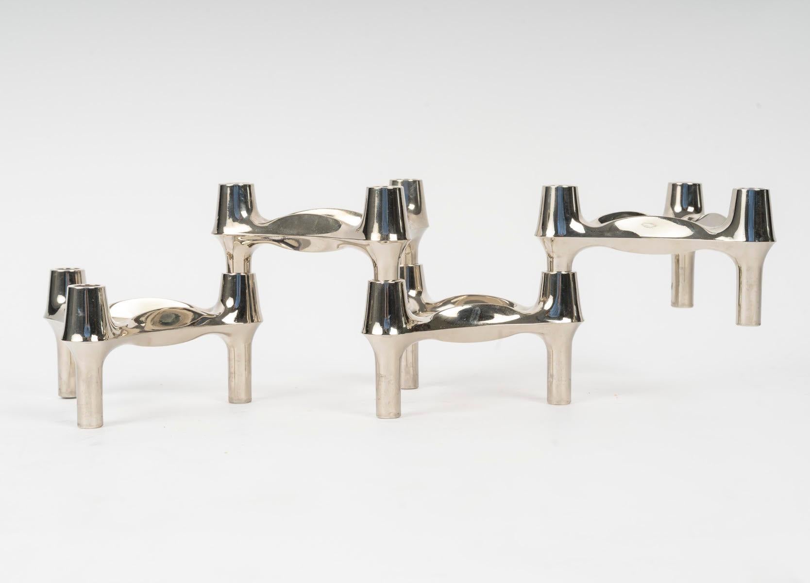 Nestbare und umbaubare Kerzenhalter aus verchromtem Metall, 20. Jahrhundert.

Kerzenständer im Design der 1970er Jahre, der mit seiner originalen verchromten Metalldose verwandelt werden kann.

H: 12cm, B: 7cm, T: 7cm
Bitte kontaktieren Sie uns vor