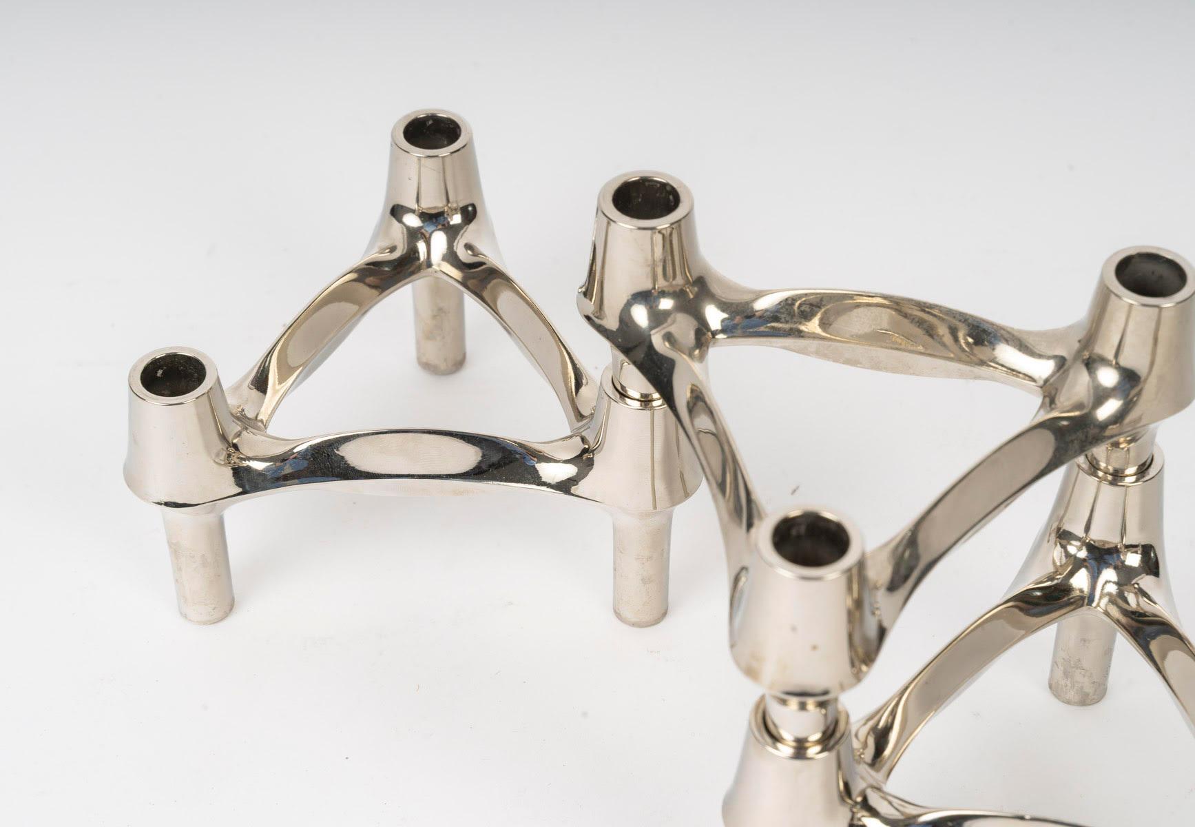Nestbare und umbaubare Kerzenhalter aus verchromtem Metall, 20. Jahrhundert. im Angebot 1