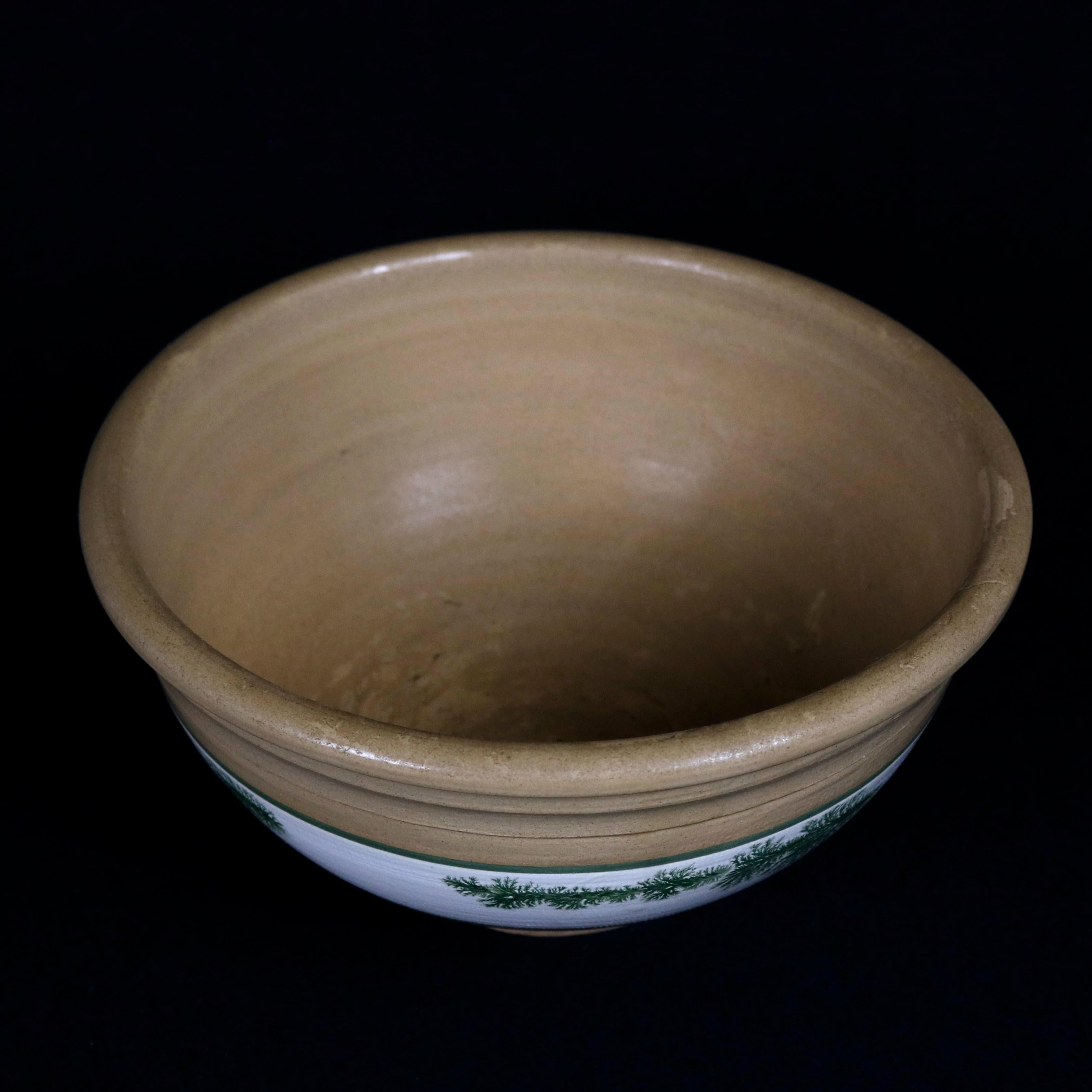 American Nested Set of 3 Seaweed Mocha Decorated Pottery Mixing Bowls, 20th Century