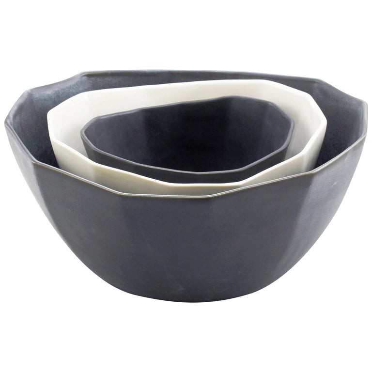 Nesting Bowl Set, Black and White Duo Set of Three Modern Stacking Serving Bowl For Sale