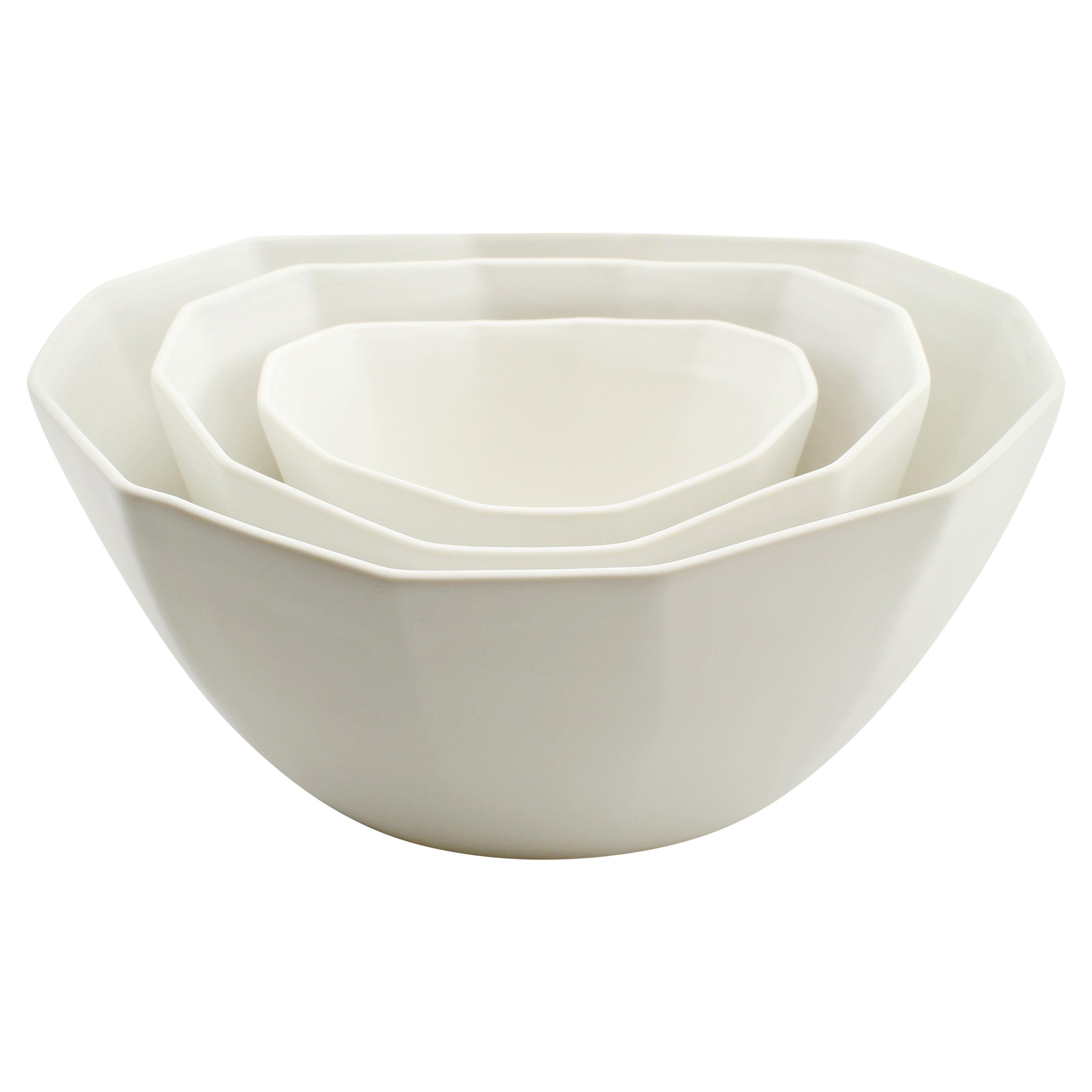 Nesting Bowl Set, Matte White Faceted Set of Three Modern Stacking Serving Bowl For Sale