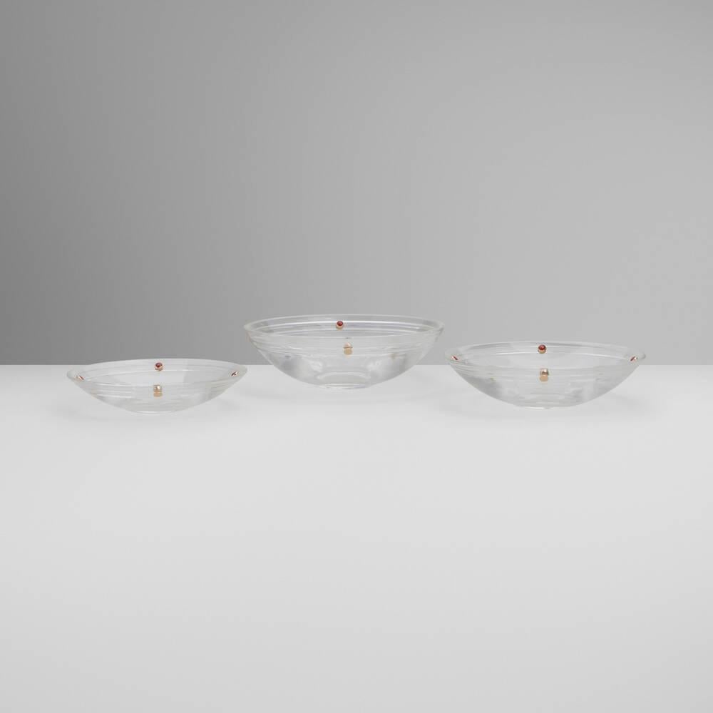 Nesting bowls In Good Condition For Sale In Los Angeles, CA