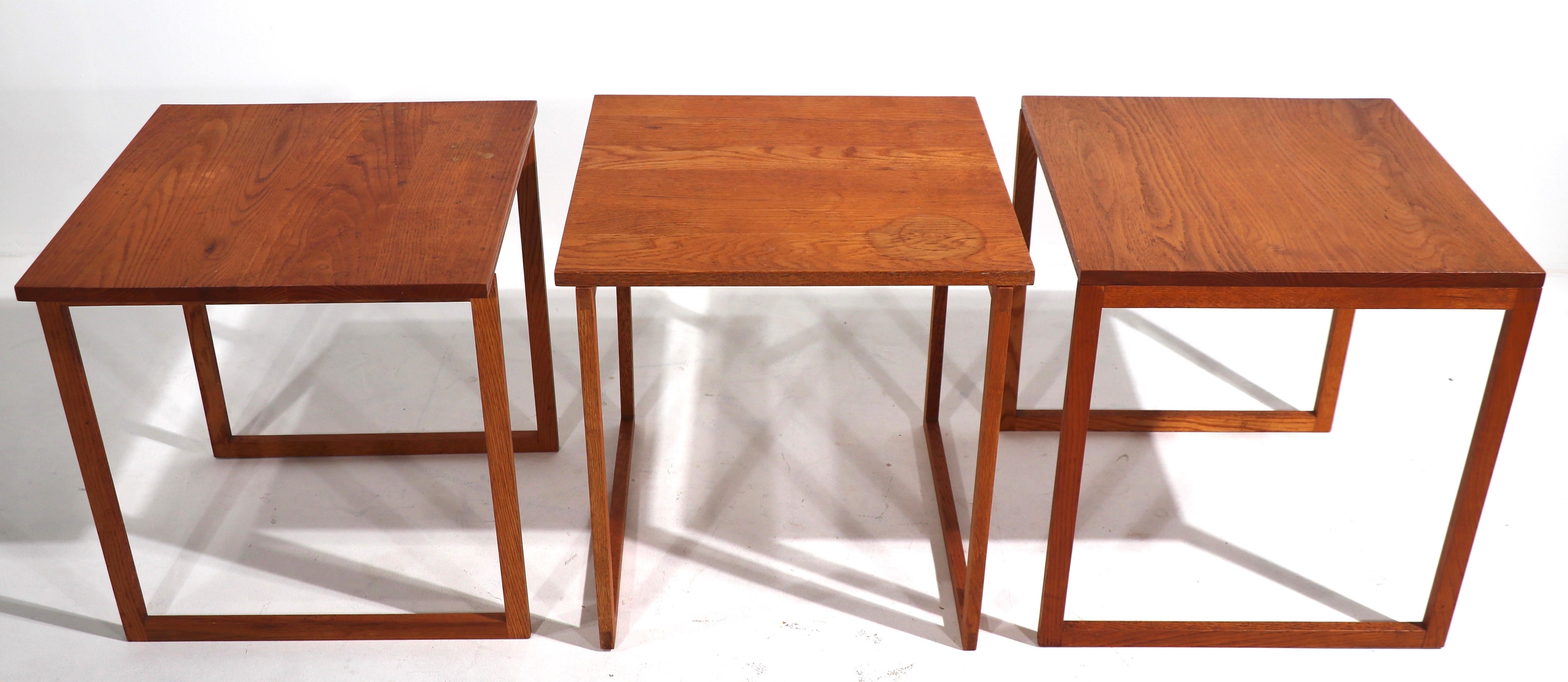 Nesting Cube Tables by Kai Kristiansen for Vildberg Mobelfabrik in Oak In Good Condition For Sale In New York, NY