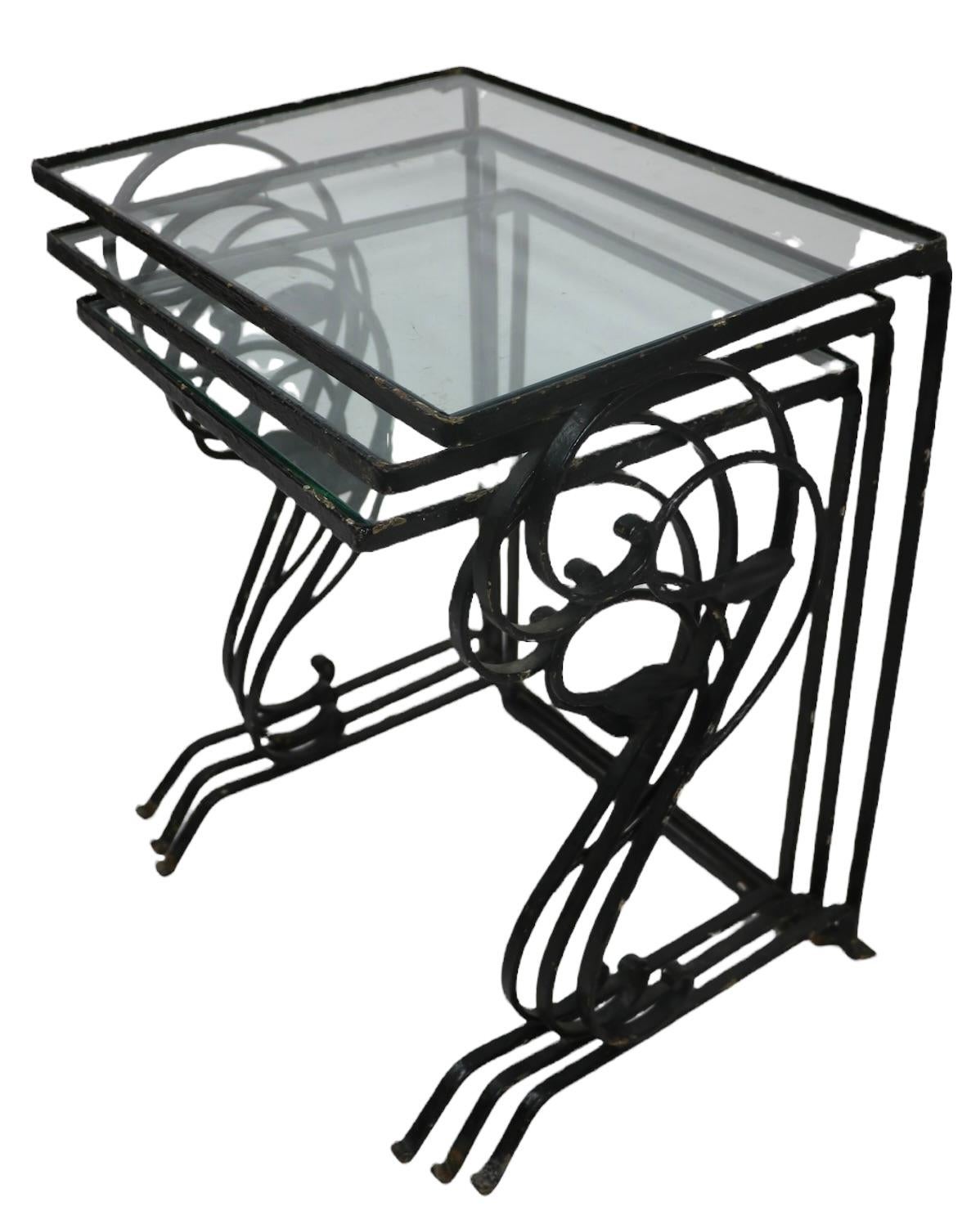Nesting Garden Patio Poolside Tables of Wrought Iron and Glass att. to Salterini For Sale 3