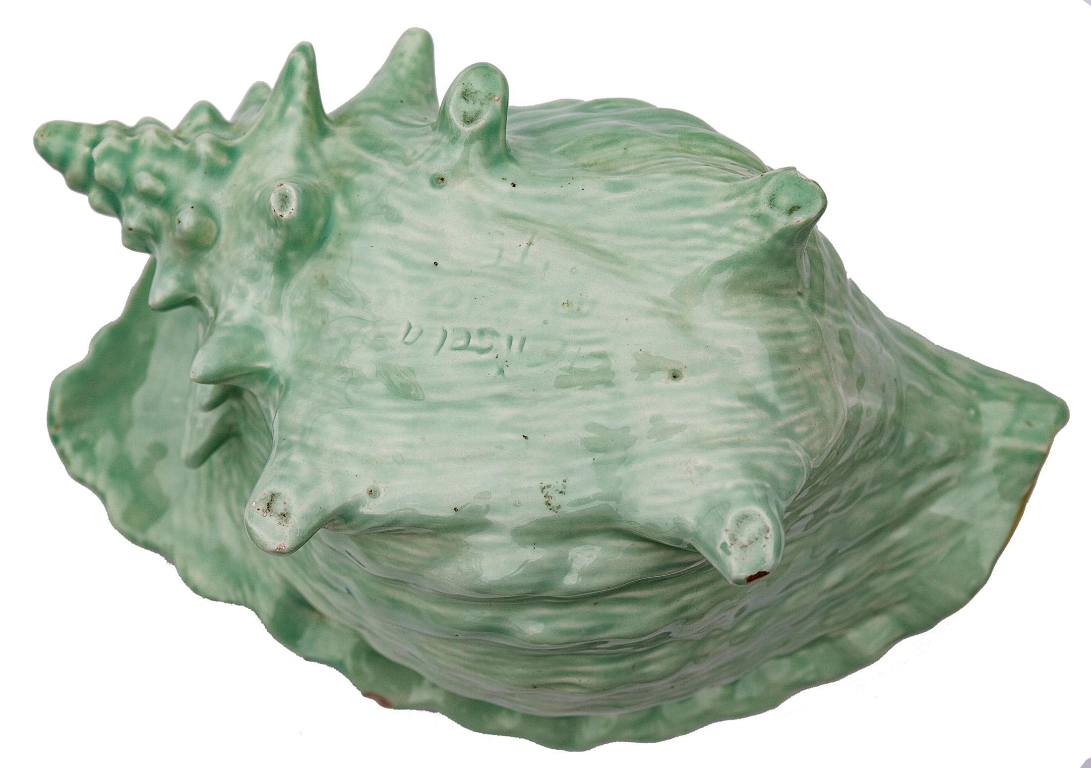 Nesting Grüne Muschelschalen-Töpfe aus Keramik (Glasiert) im Angebot