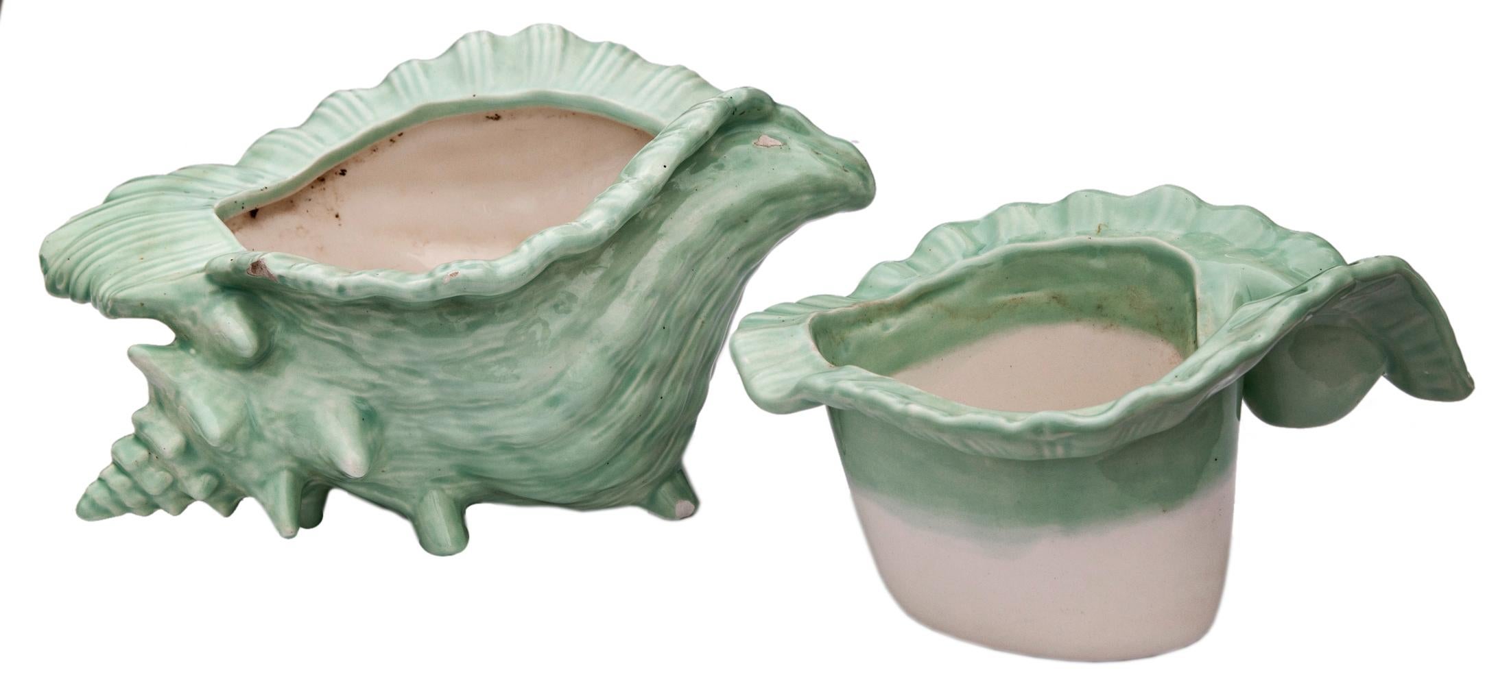 Nesting Green Ceramic Shell Pots In Good Condition In Malibu, CA
