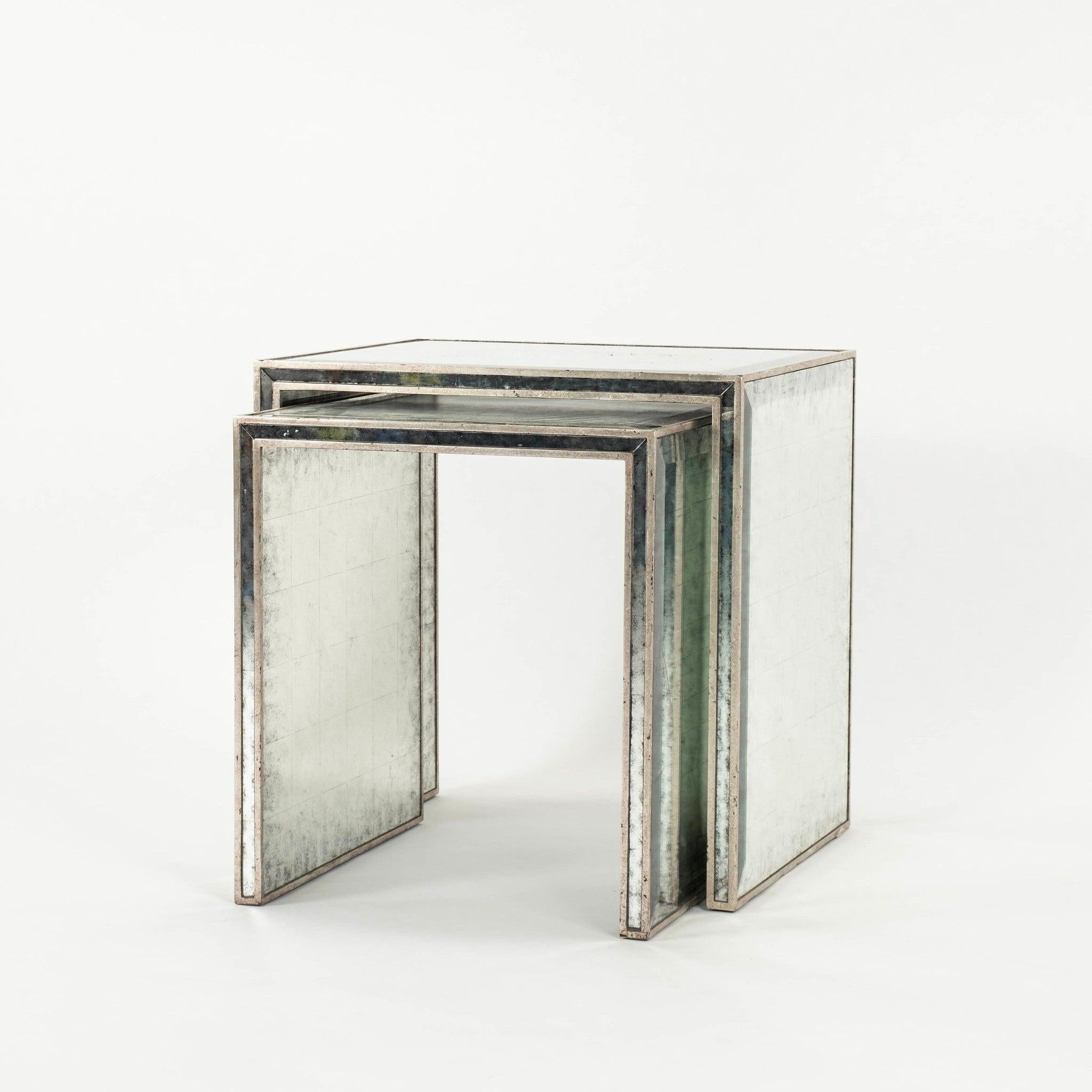 Nesting Mirrored Table Set In Good Condition For Sale In Houston, TX