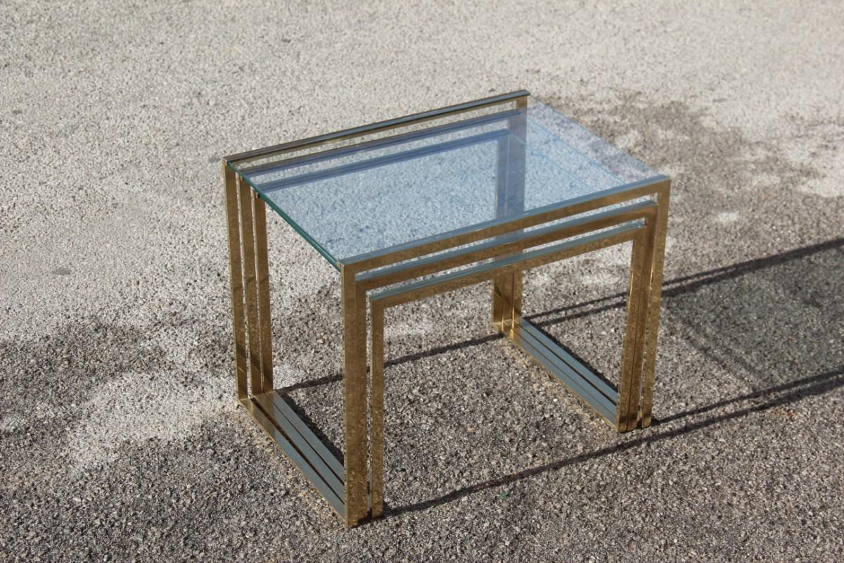 Nesting rectangular coffee table different sizes 1970s brass and crystal gold
Dimensions: Great height cm.40, width cm.50, depth cm.36,5
Medium height cm.37, width cm.46, depth cm.36
Small height cm.34, width cm.42, depth cm.35,5.