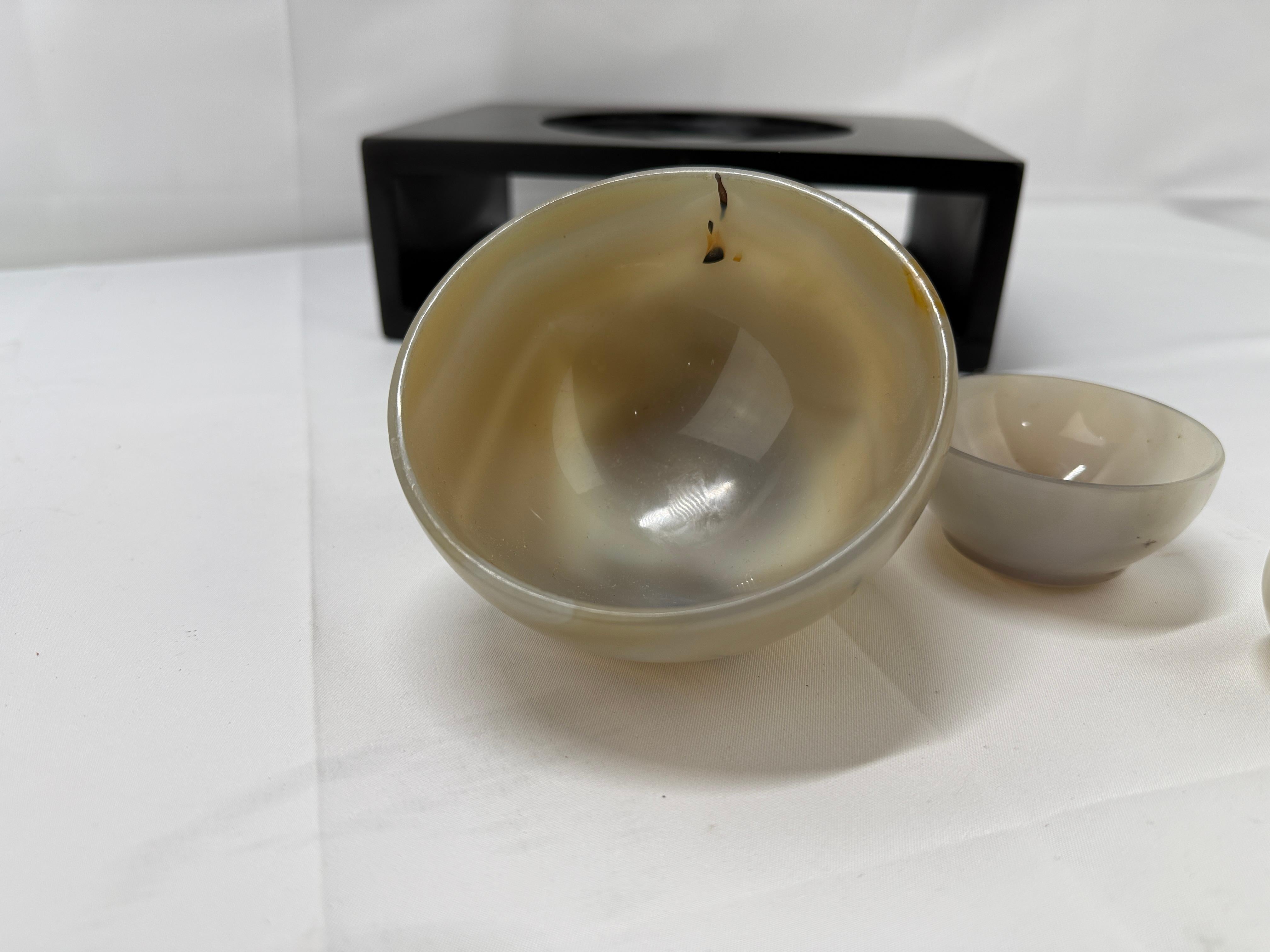 Mid-Century Modern Nesting Set of 5 Carved Agate Bowls & Display - Artisan Signed For Sale