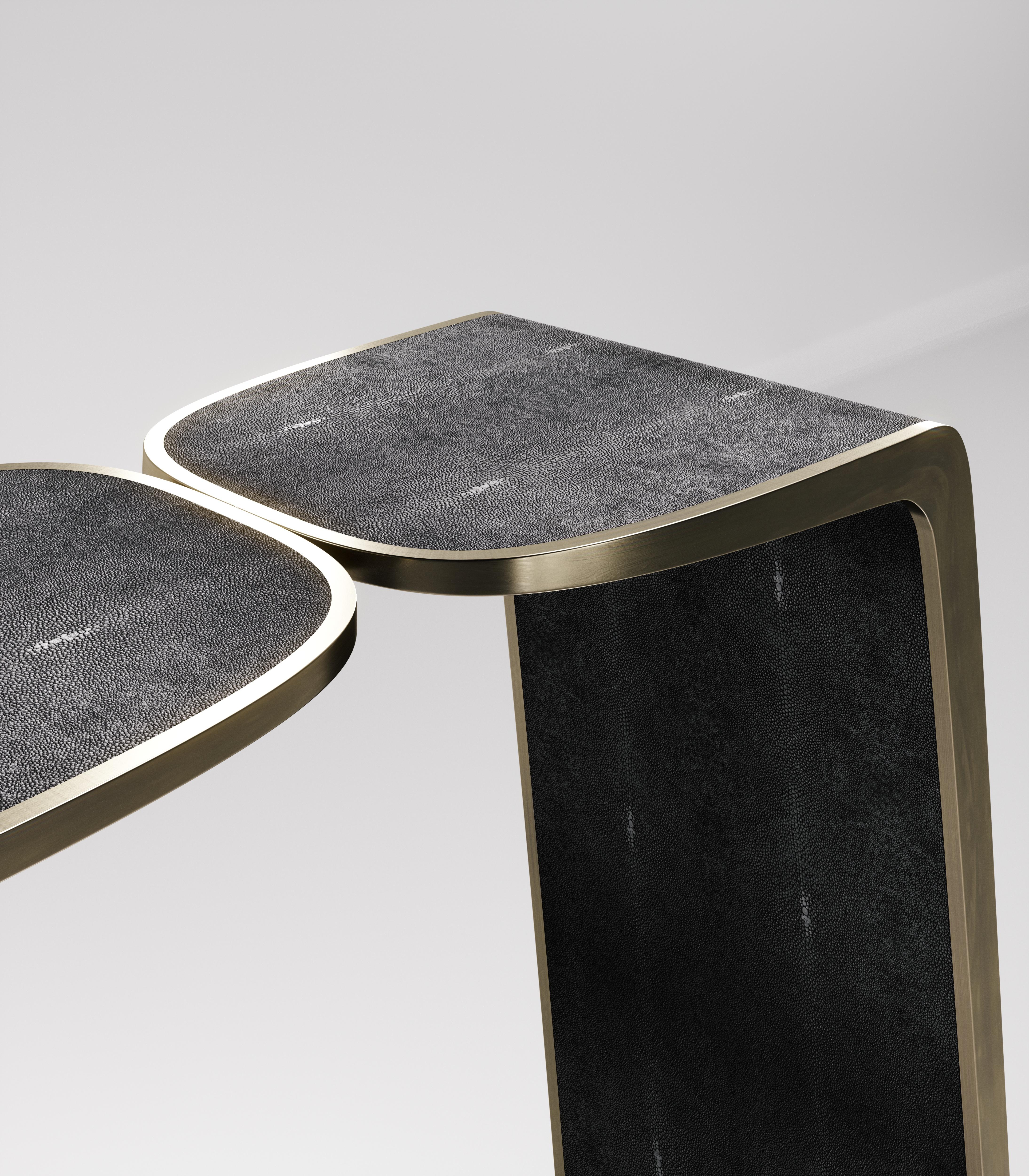 Shagreen Console with Bronze Patina Brass Details by Kifu Paris For Sale 6