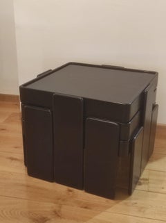 Table gigogne Gianfranco Frattini pour Cassina, Italie, années 1970