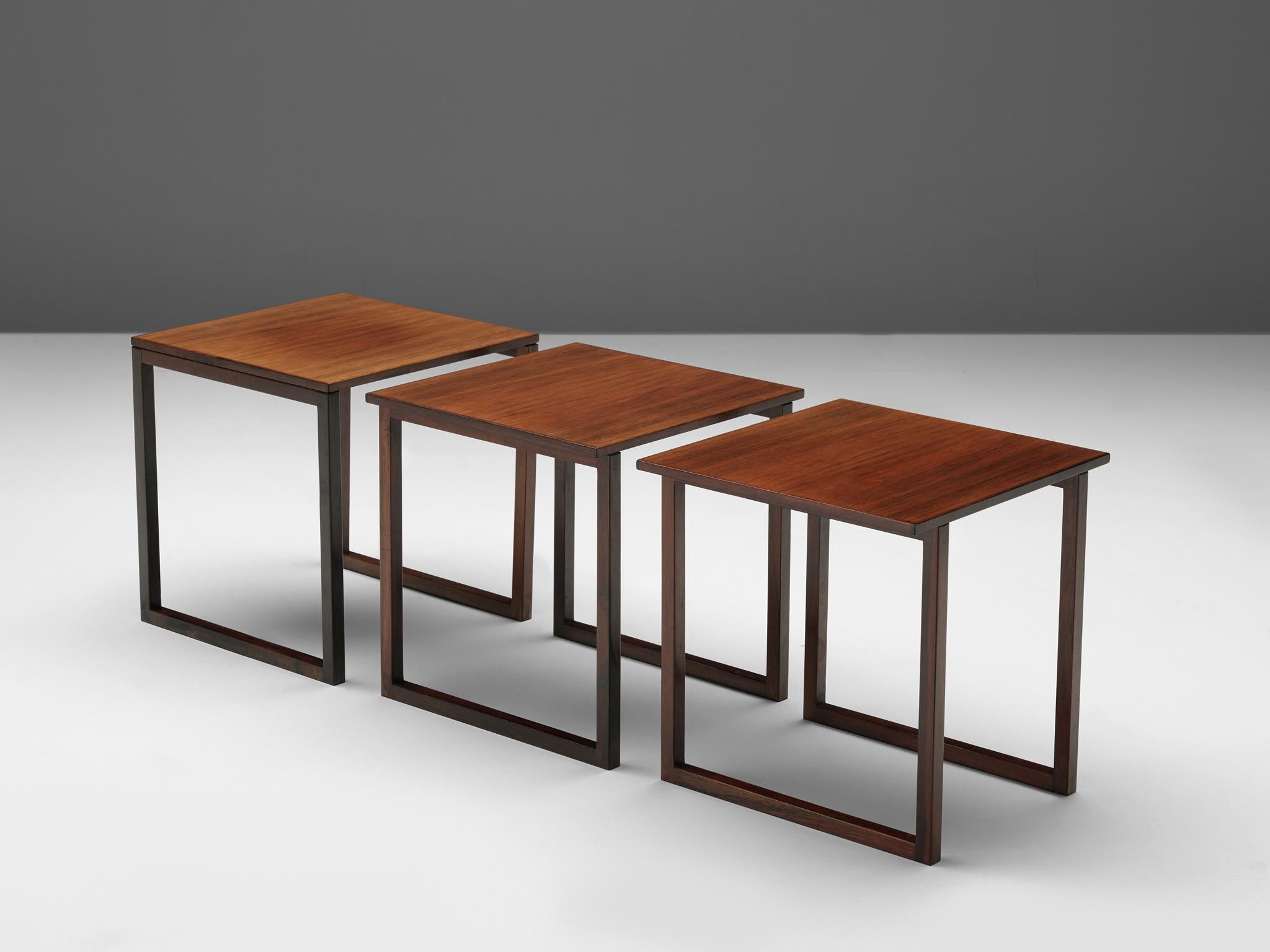 Mid-Century Modern Nesting table in Rosewood