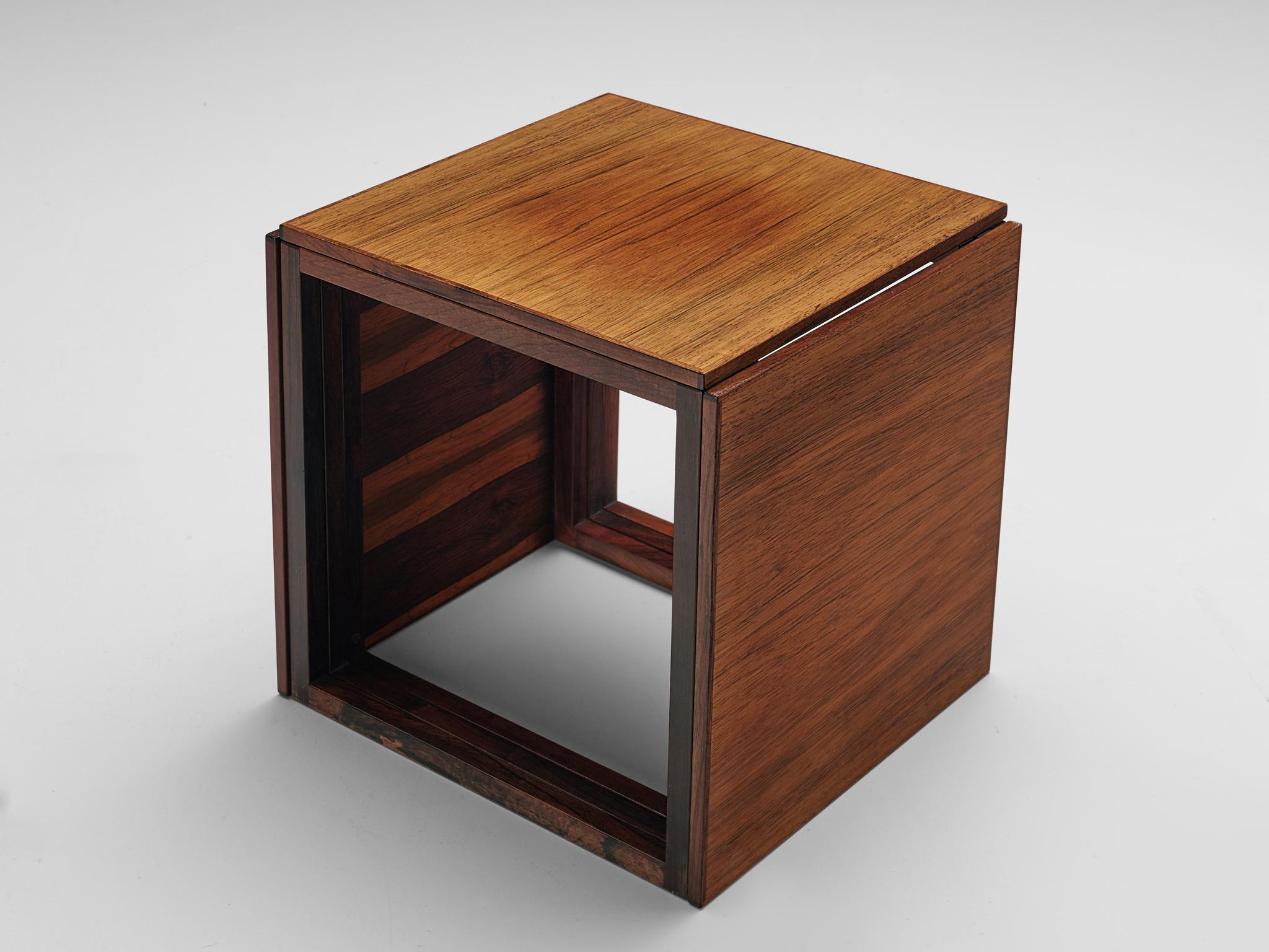 Nesting table in Rosewood 1