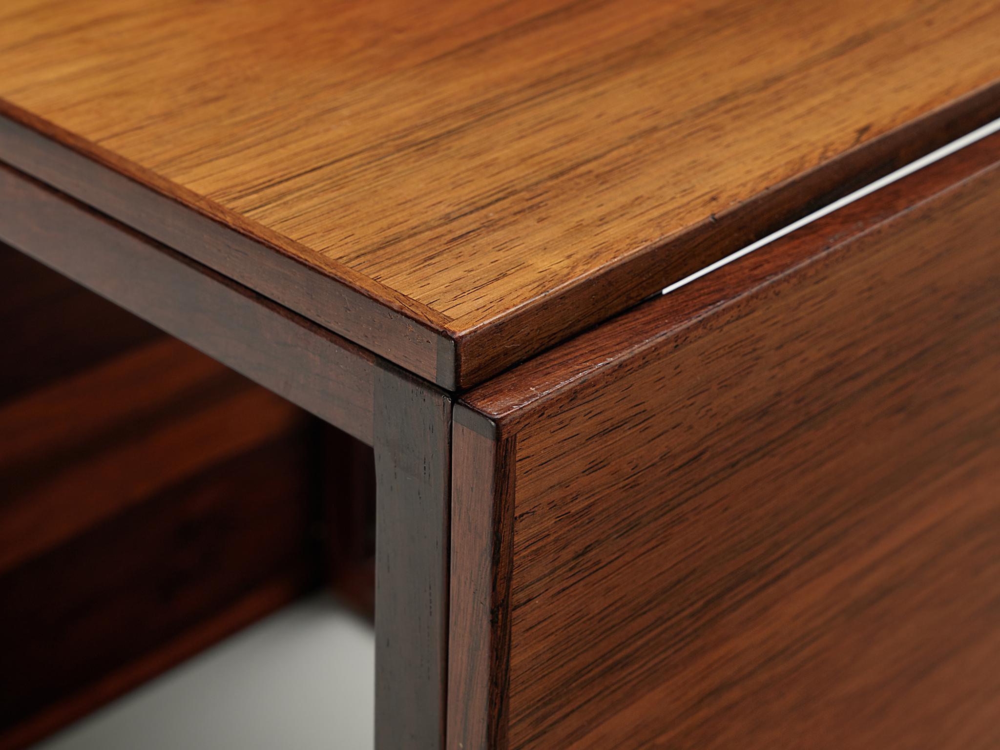 Nesting table in Rosewood 3