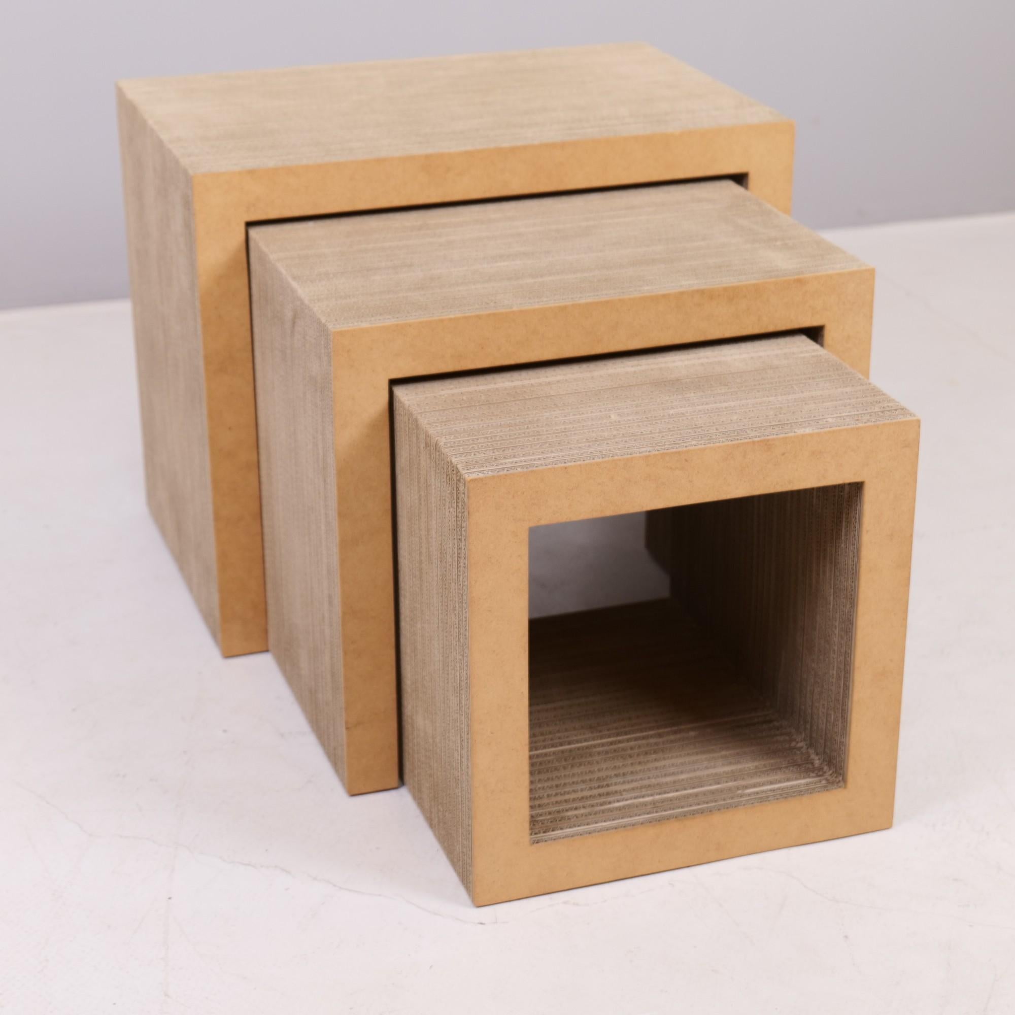 Nesting-Tisch-Set von Frank Gehry für Vitra (Deutsch) im Angebot
