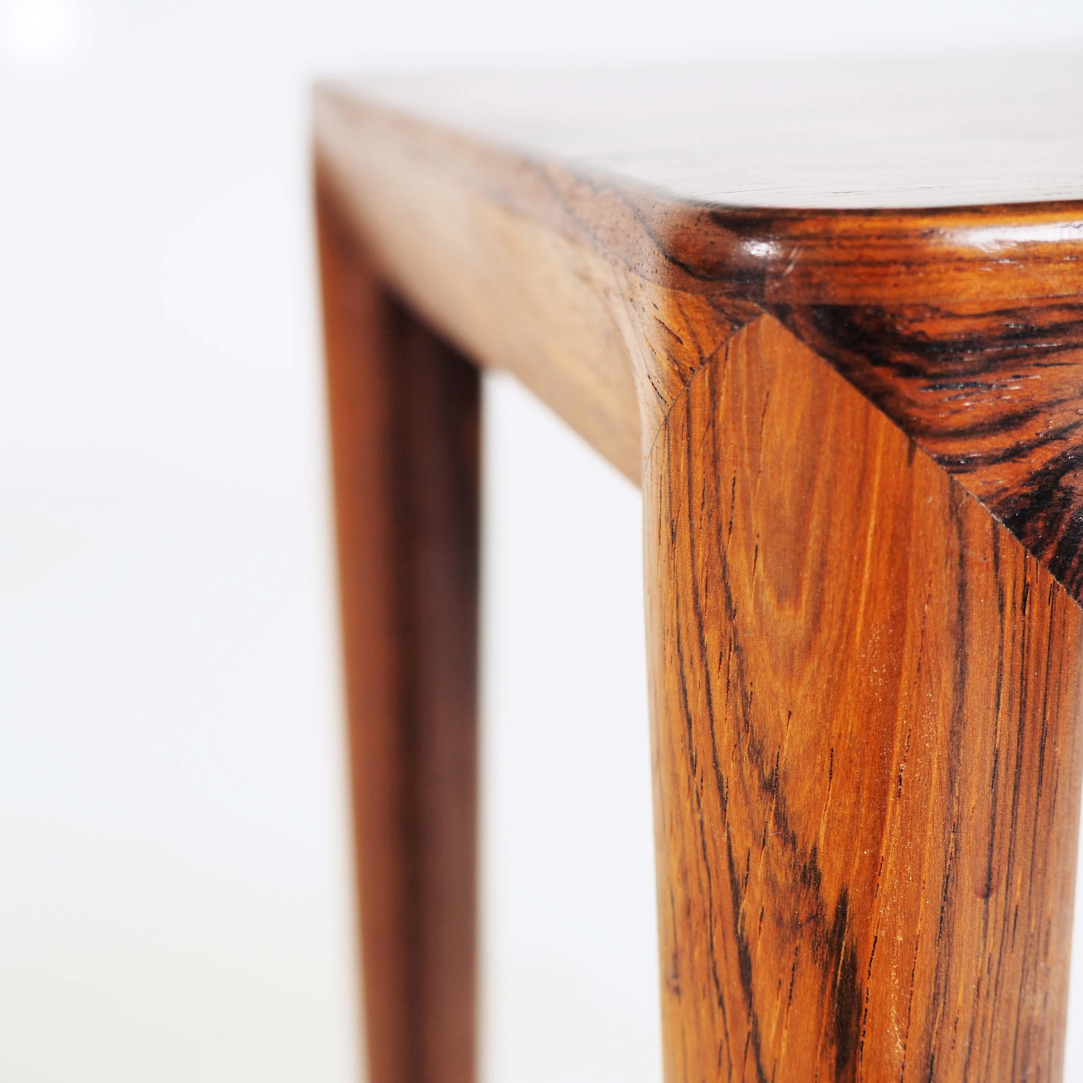 Milieu du XXe siècle Tables gigognes par Erik Riisager Hansen pour Haslev Møbelsnedkeri, Danemark en vente
