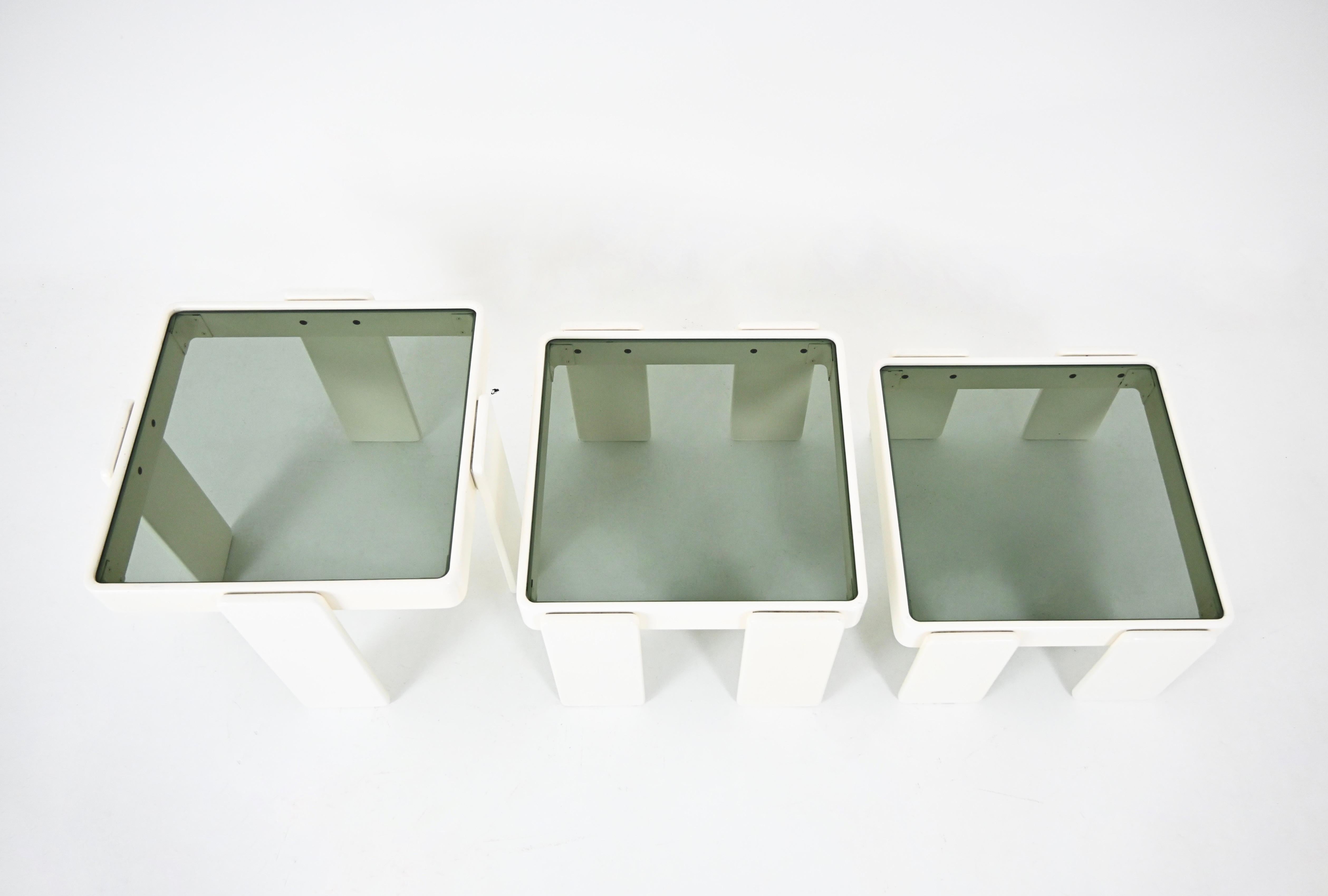 Tables gigognes de Gianfranco Frattini pour Cassina, années 1960, lot de 3 en vente 3