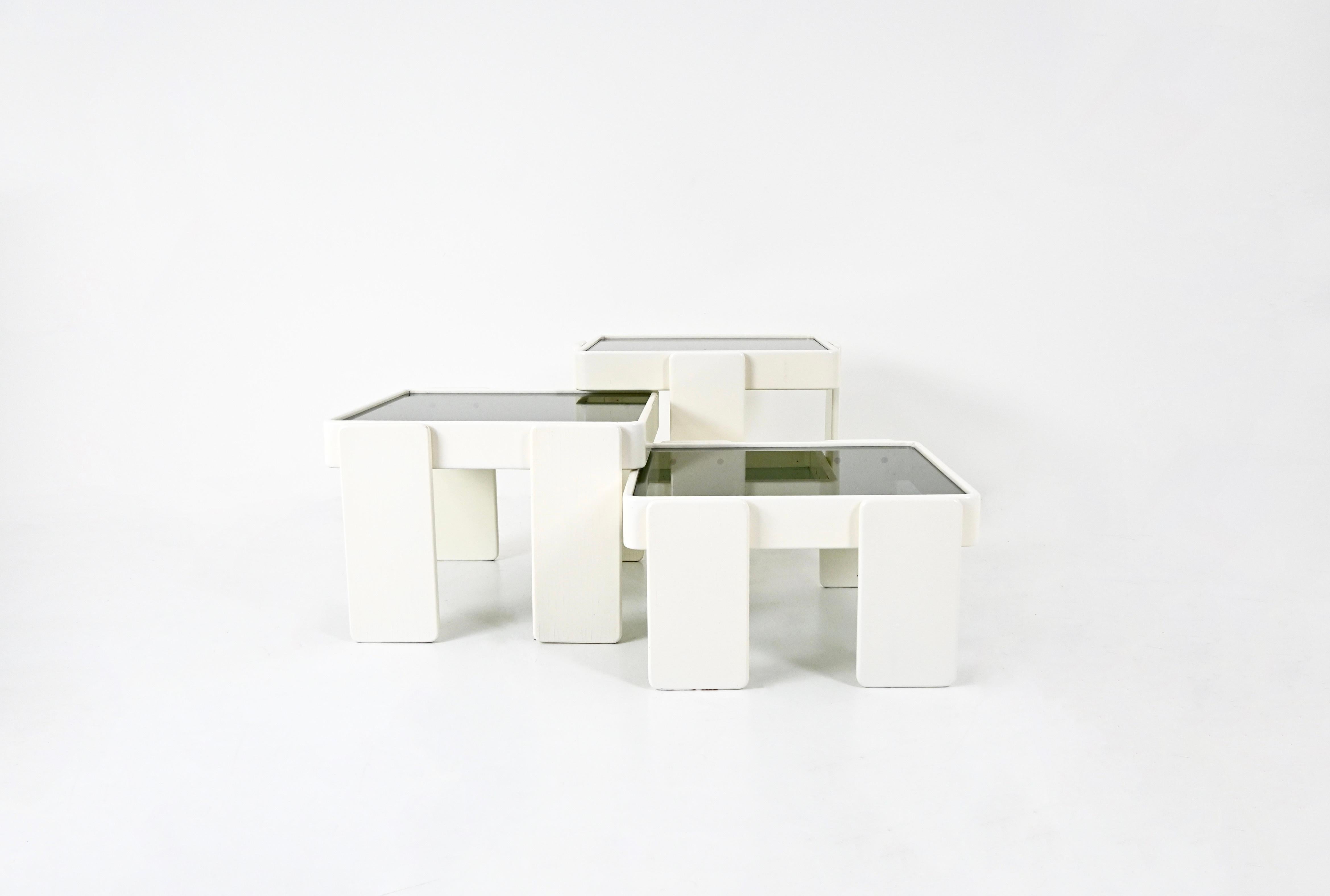 Mid-Century Modern Tables gigognes de Gianfranco Frattini pour Cassina, années 1960, lot de 3 en vente