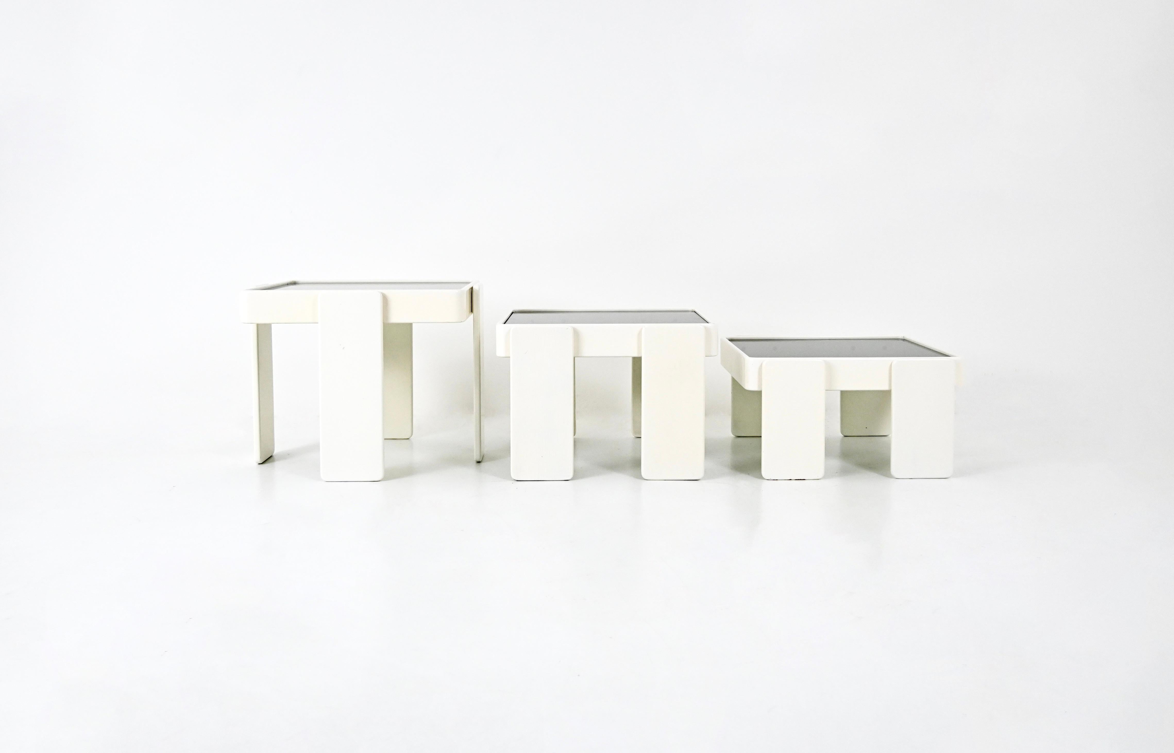 Tables gigognes de Gianfranco Frattini pour Cassina, années 1960, lot de 3 en vente 1