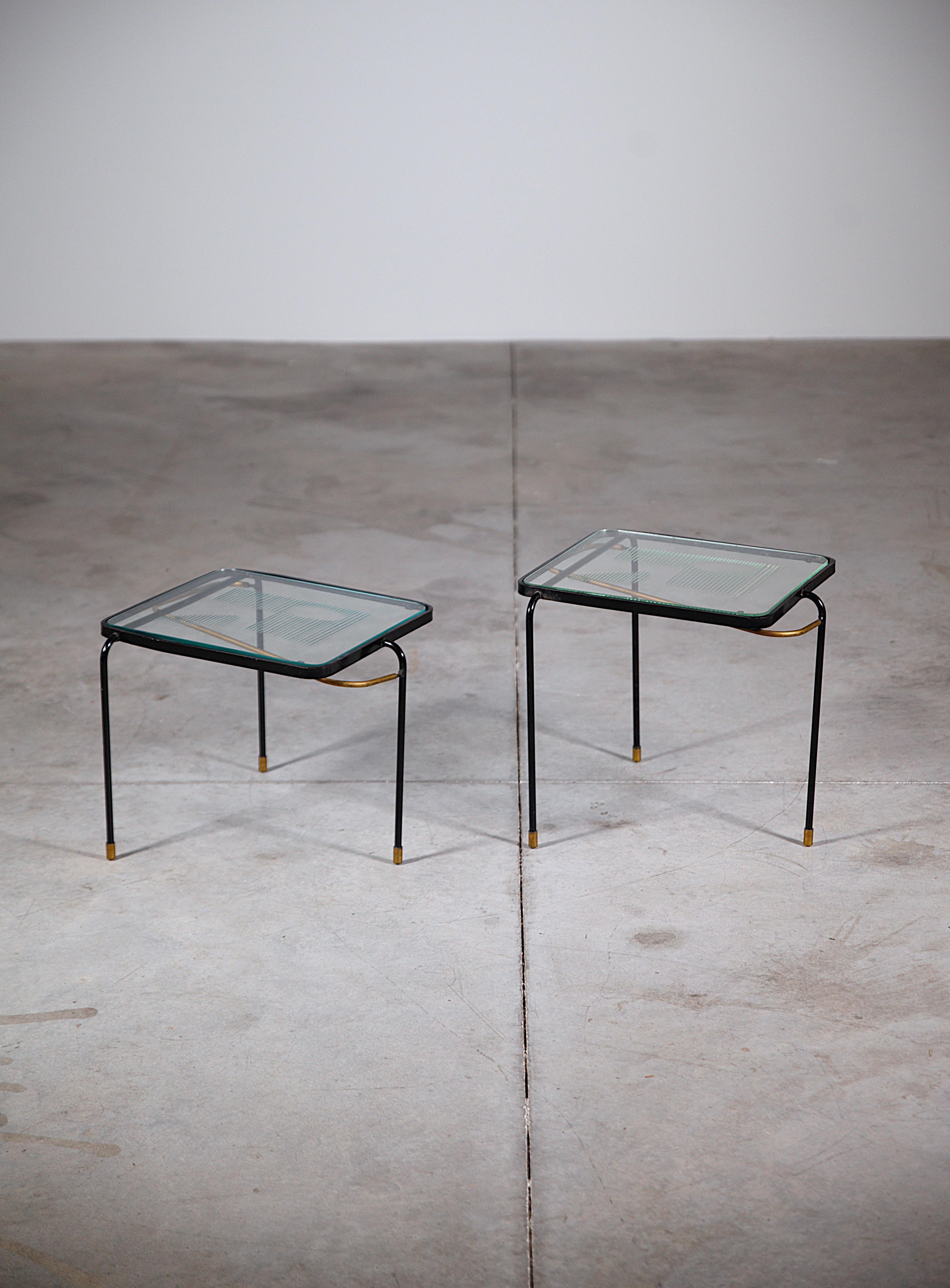 Tables gigognes par Mathieu Matégot France années 1950 en vente 5
