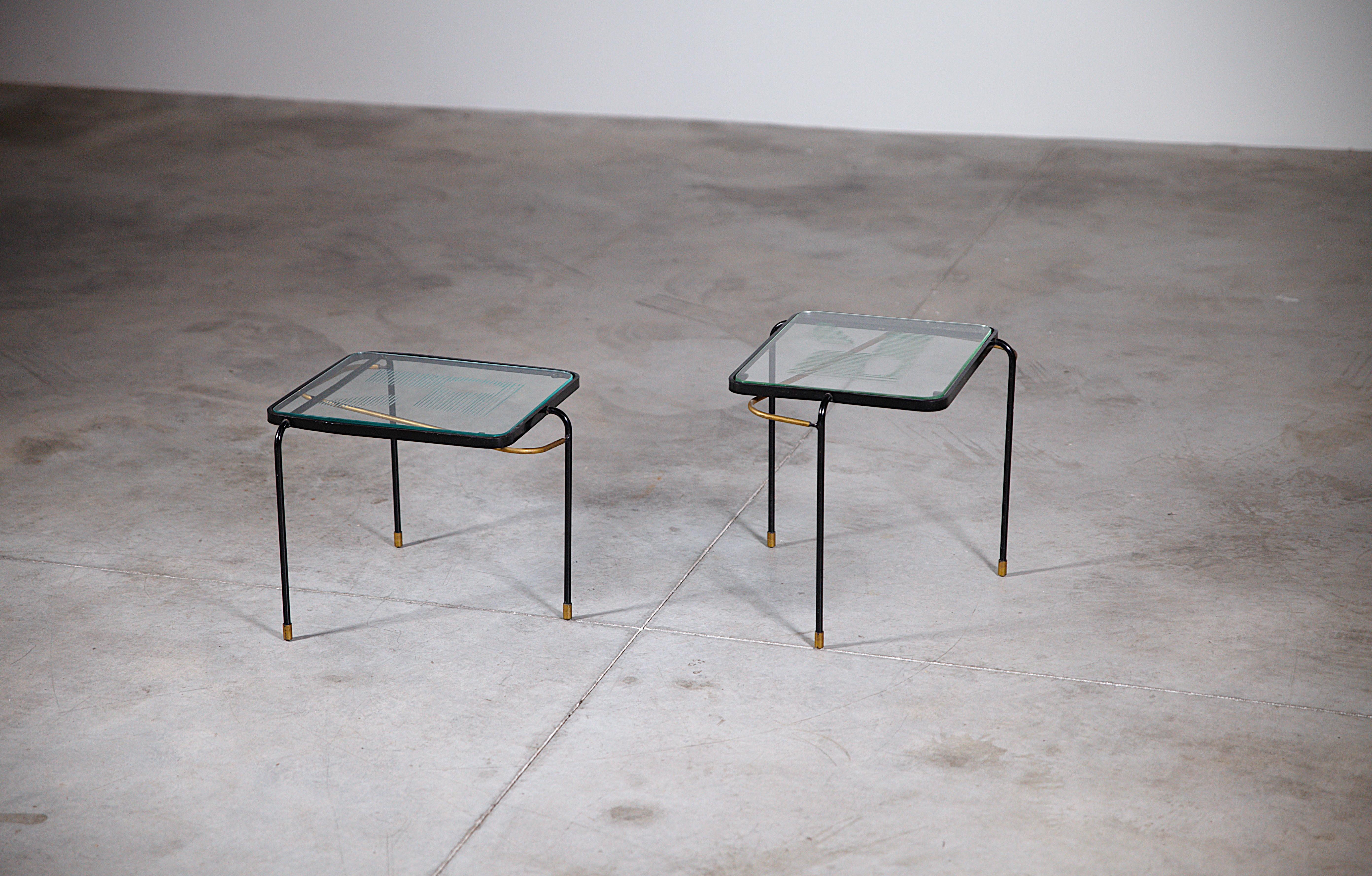 Tables gigognes par Mathieu Matégot France années 1950 en vente 7