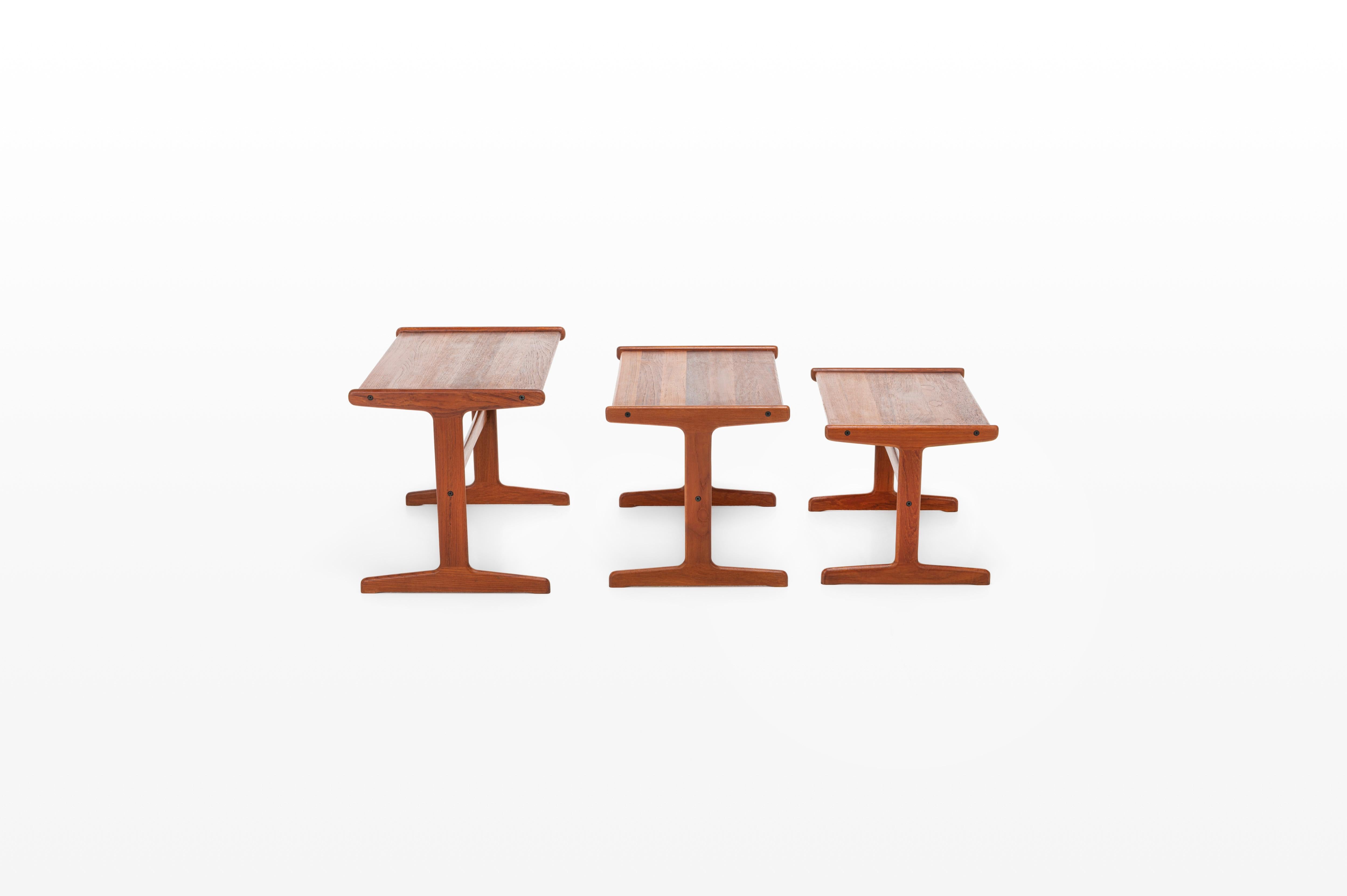 Mesas nido de Skovmand and Andersen, años 60, juego de 3 Escandinavo moderno en venta