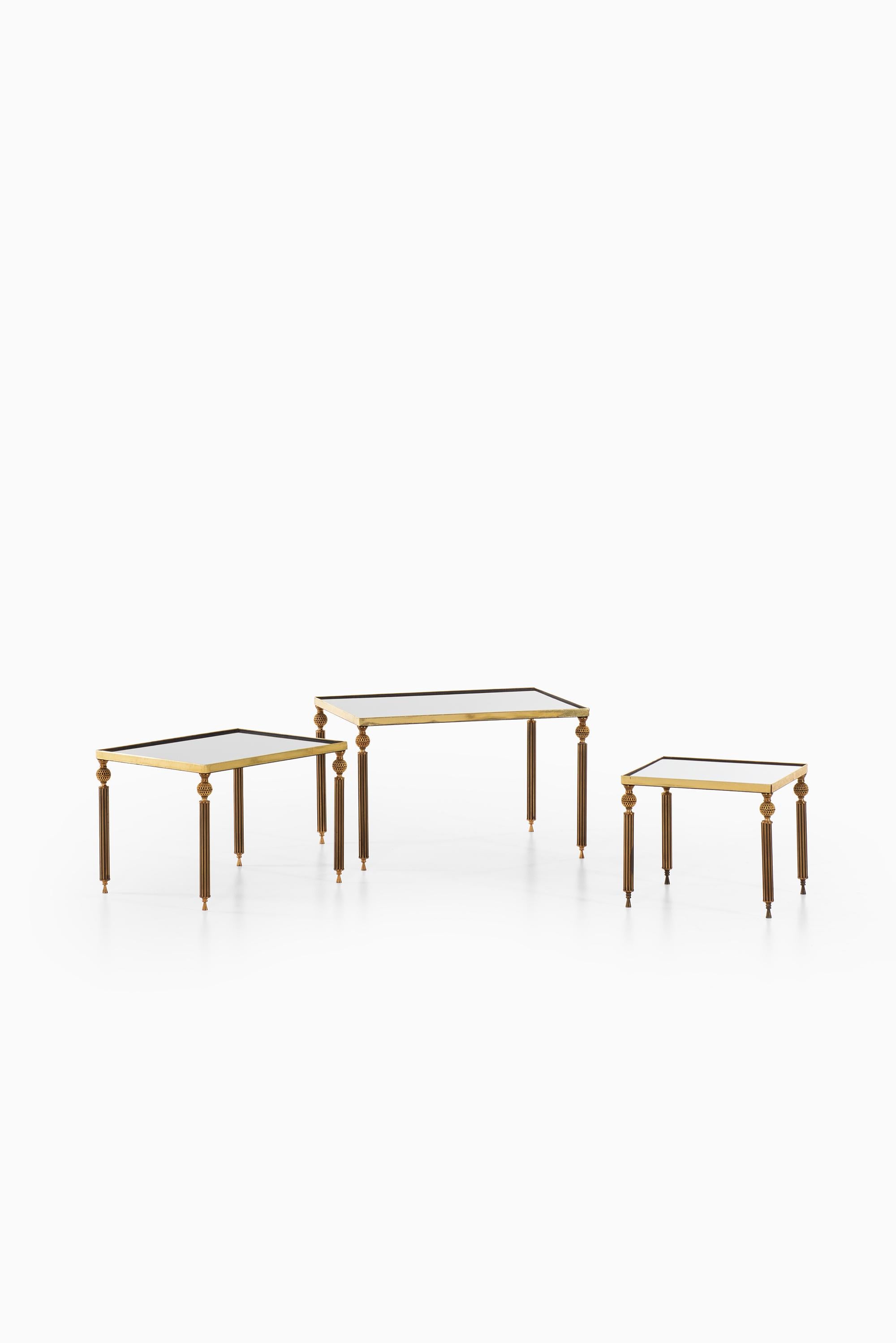 Nesting Tables in Brass and Glass Probably Produced in Italy In Good Condition For Sale In Limhamn, Skåne län