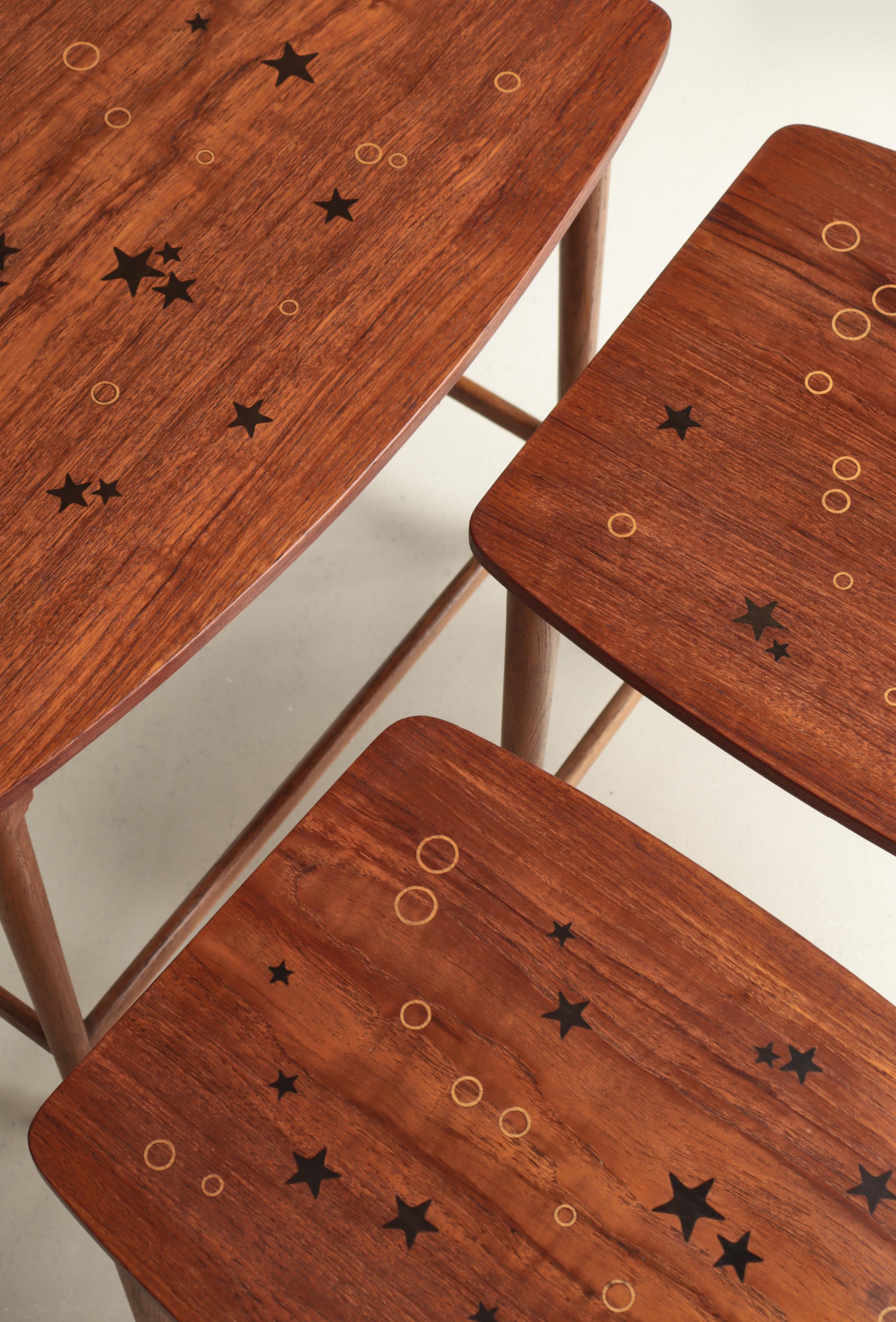Nisttische aus Teak, Eiche und Intarsien von Svend Aage Madsen, Dänemark, 1950er Jahre im Angebot 2