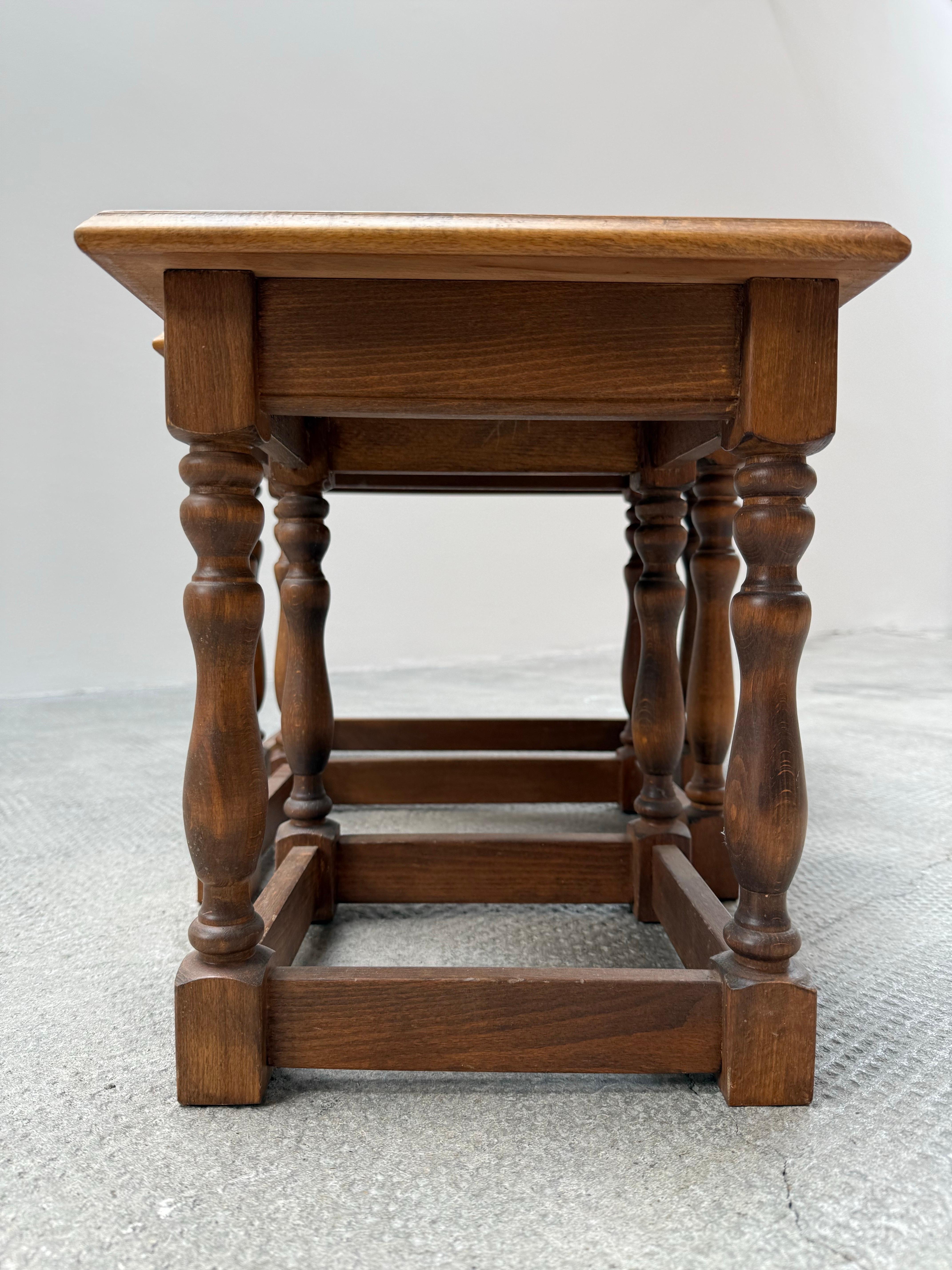 Stapeltische Tisch Beistelltisch Blumentisch Nussbaum, Deutschland 1950er Jahre im Angebot 9