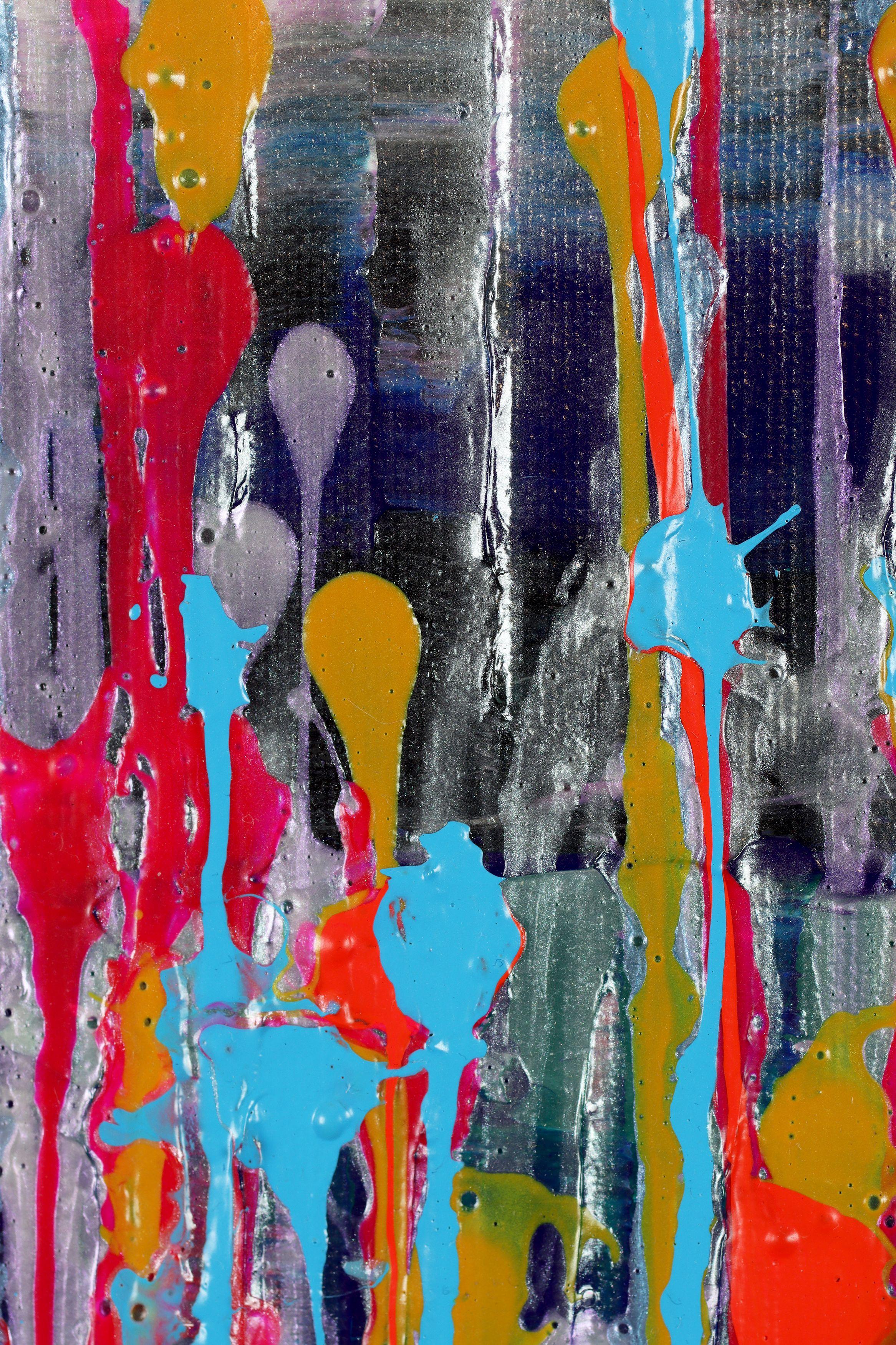 Expresivo abstracto moderno, audaz lleno de vida, brillo y resplandor! inspirado en la naturaleza. Tonos verde azulado, amarillo indio, rojo, sobre fondo plateado iridiscente y añil. Firmado delante con tinta dorada.    Incluyo un certificado de