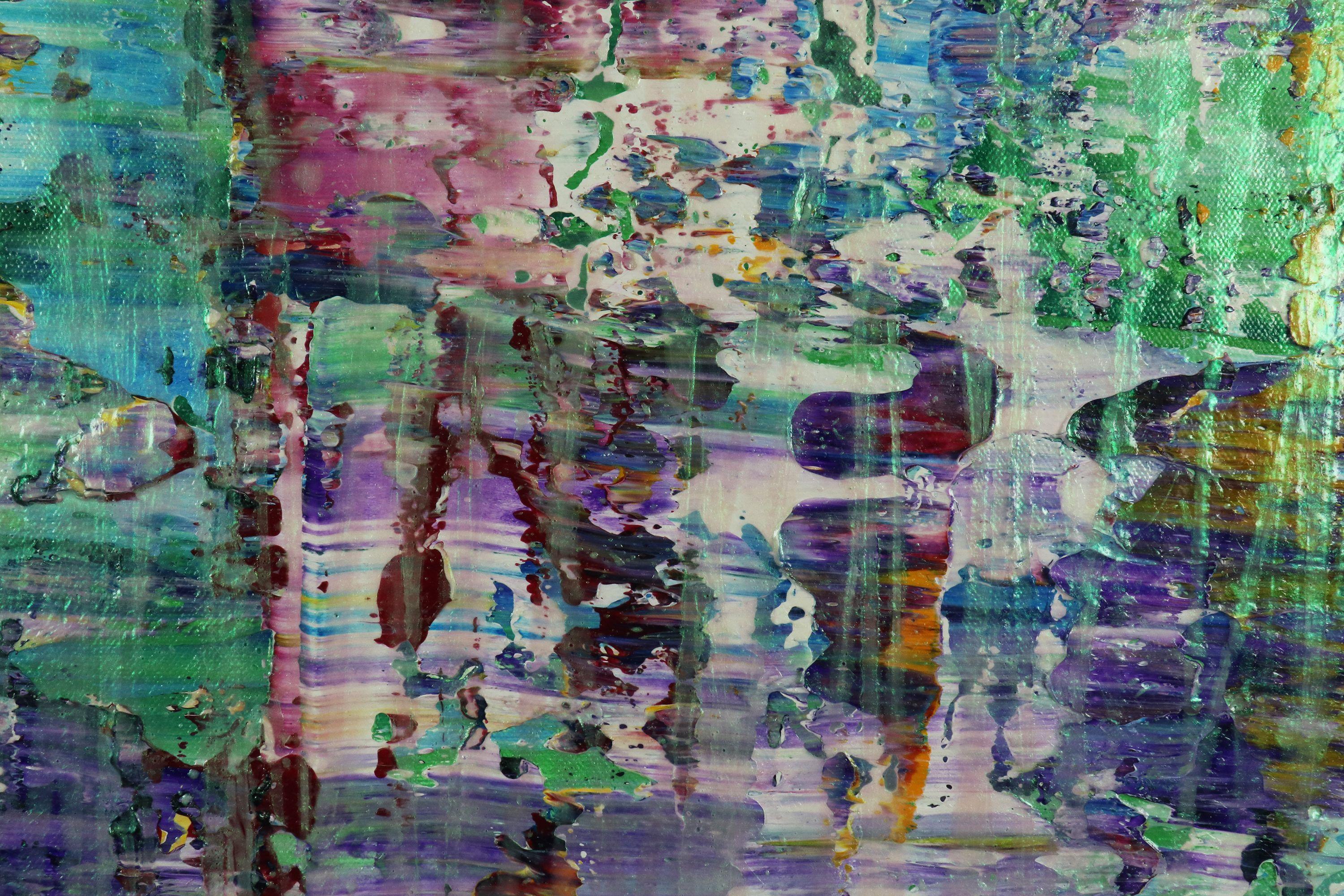 Campo di colore astratto iridescente di grande impatto con sfumature terrose di blu, bianco, azzurro, viola, verde, giallo cadmio, rosa e una pioggia di verde iridescente. Tanta luce e natura. Firmato davanti. Tante iridescenze!    Includo un