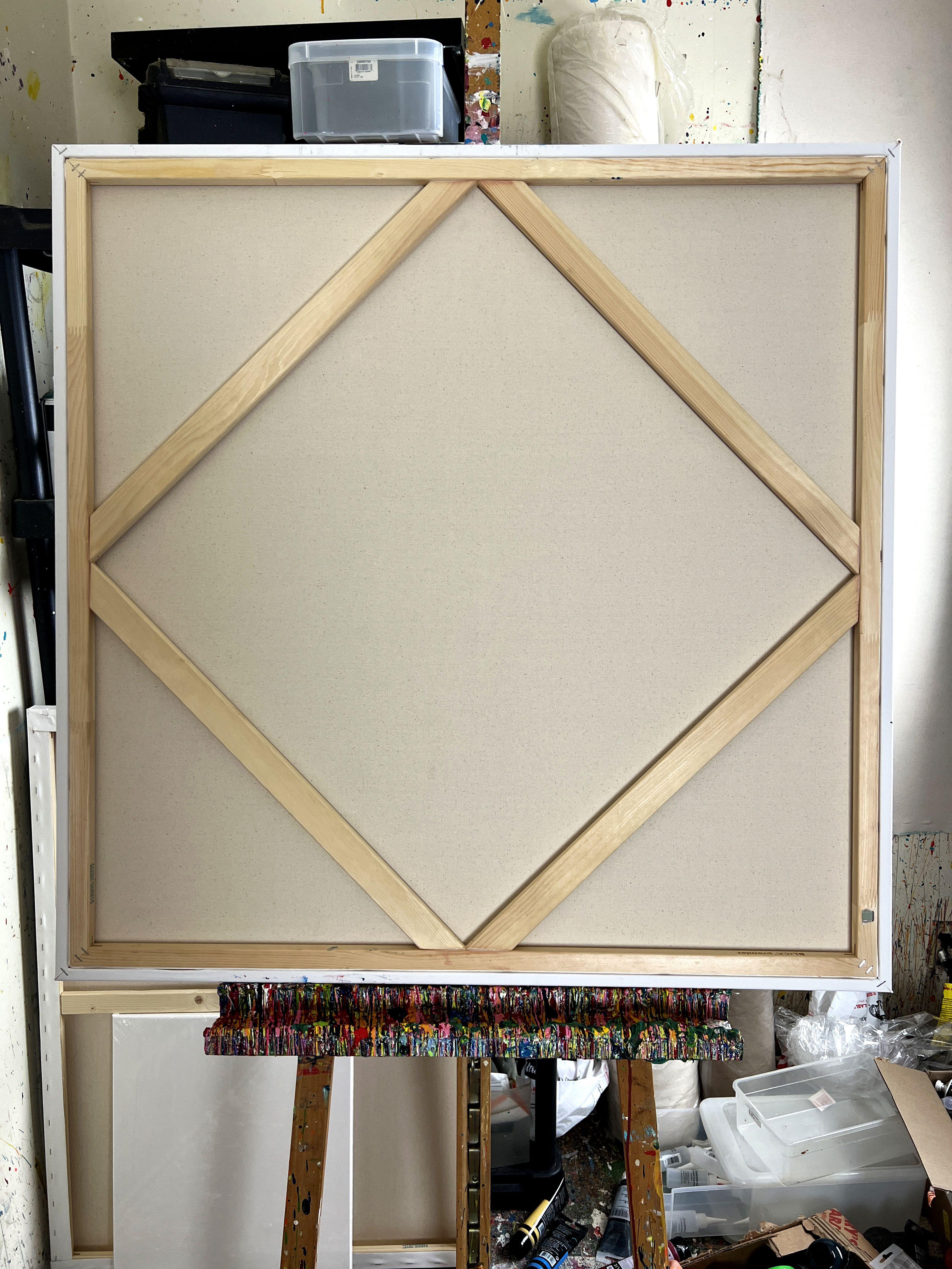 Ispirato alla pittura di paesaggi naturali con colori terrosi, contrasti e dettagli. Stratificato con strati di arancione, rosso, argento e giallo! Dettagli intricati (vedi primi piani).    Quest'opera d'arte è lucida con dettagli a spatola. Firmato