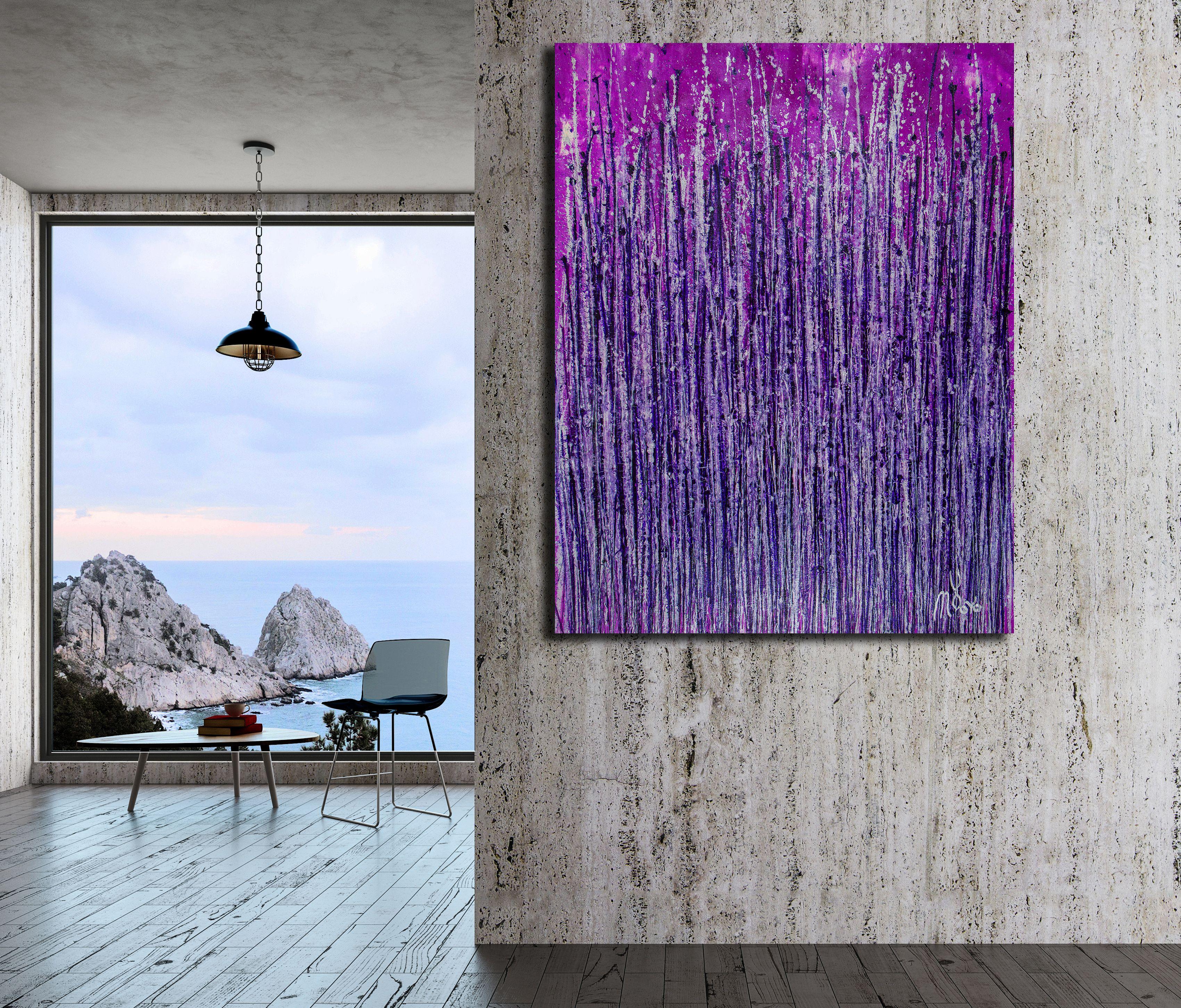 Pittura: Acrilico, inchiostro su tela.    Un quadro d'azione luminoso e iridescente, pieno di luce. Sfumature di viola, argento e particelle di mica trasparenti in gocce che creano molti riflessi. Questo è davvero un pezzo forte! Firmato davanti in