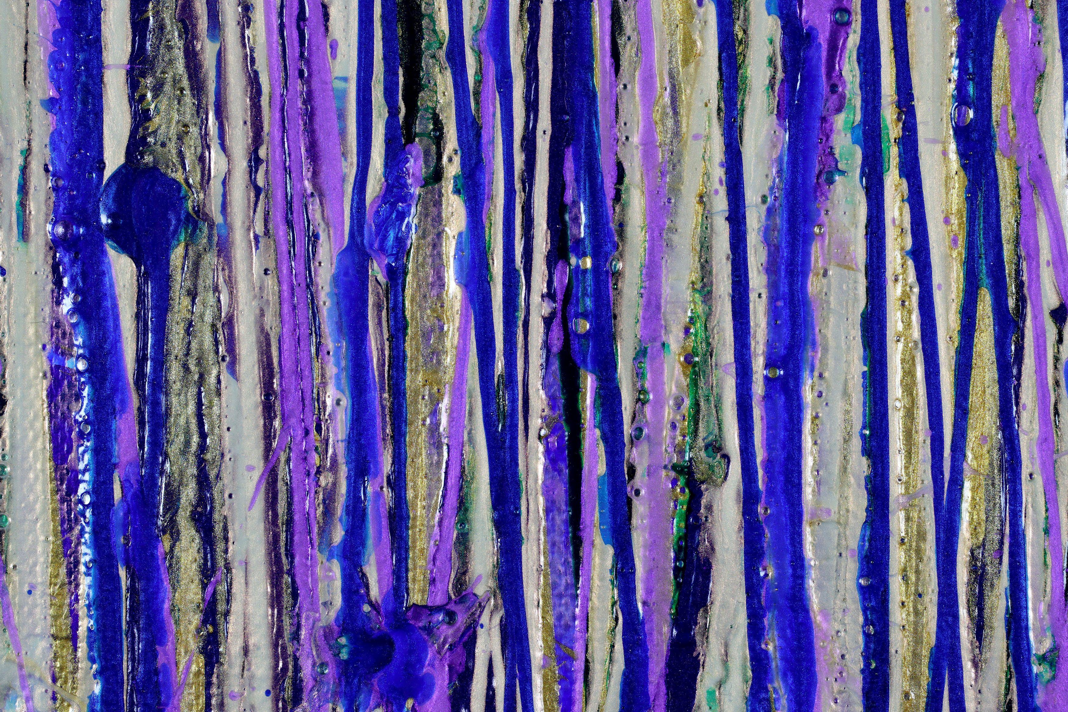 Synergie violette rayonnante, peinture, acrylique sur toile - Abstrait Painting par Nestor Toro