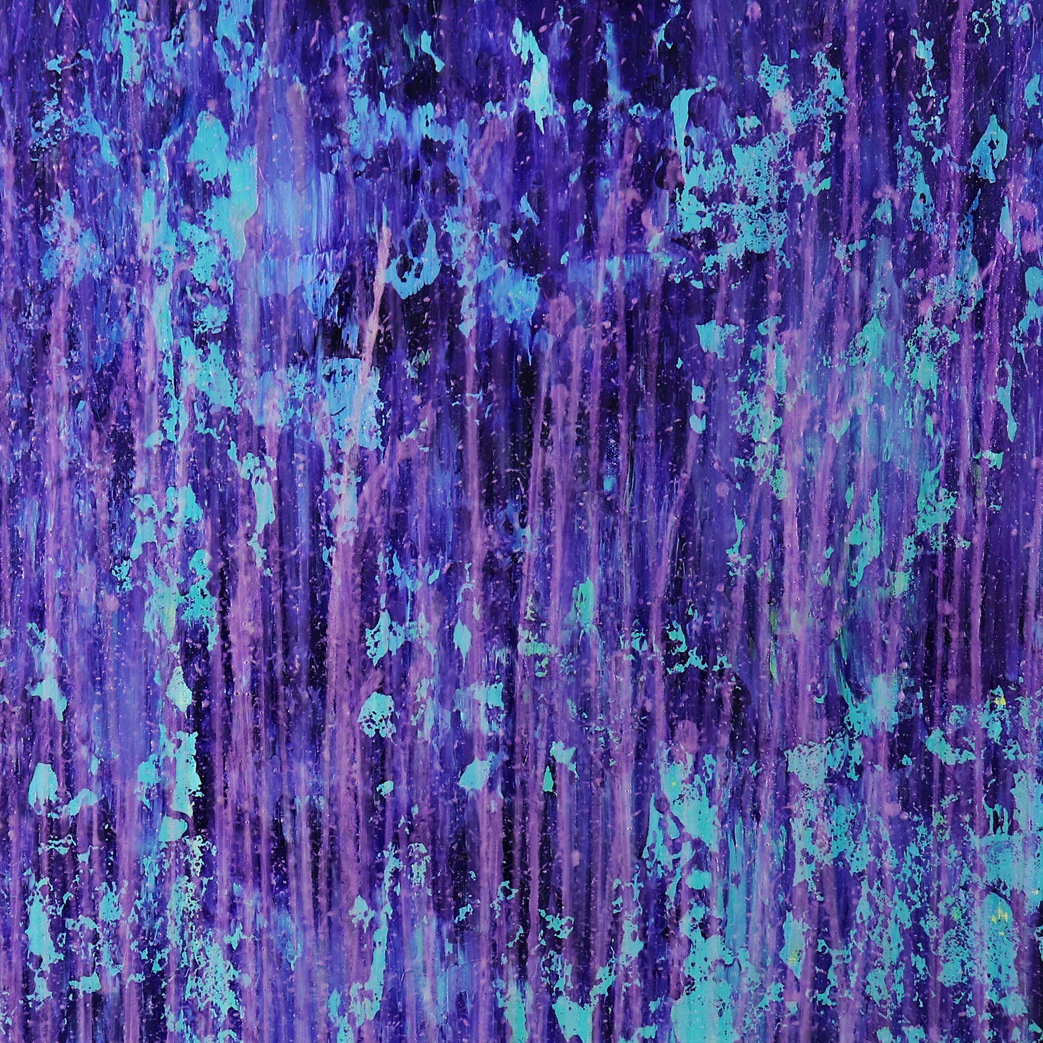 Tempesta torrenziale viola (Uno sguardo più da vicino), Pittura, Acrilico su tela - Abstract Painting Viola di Nestor Toro