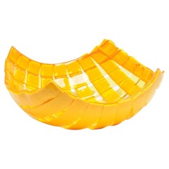 Centre de table jaune de taille moyenne d'Enzo Mari