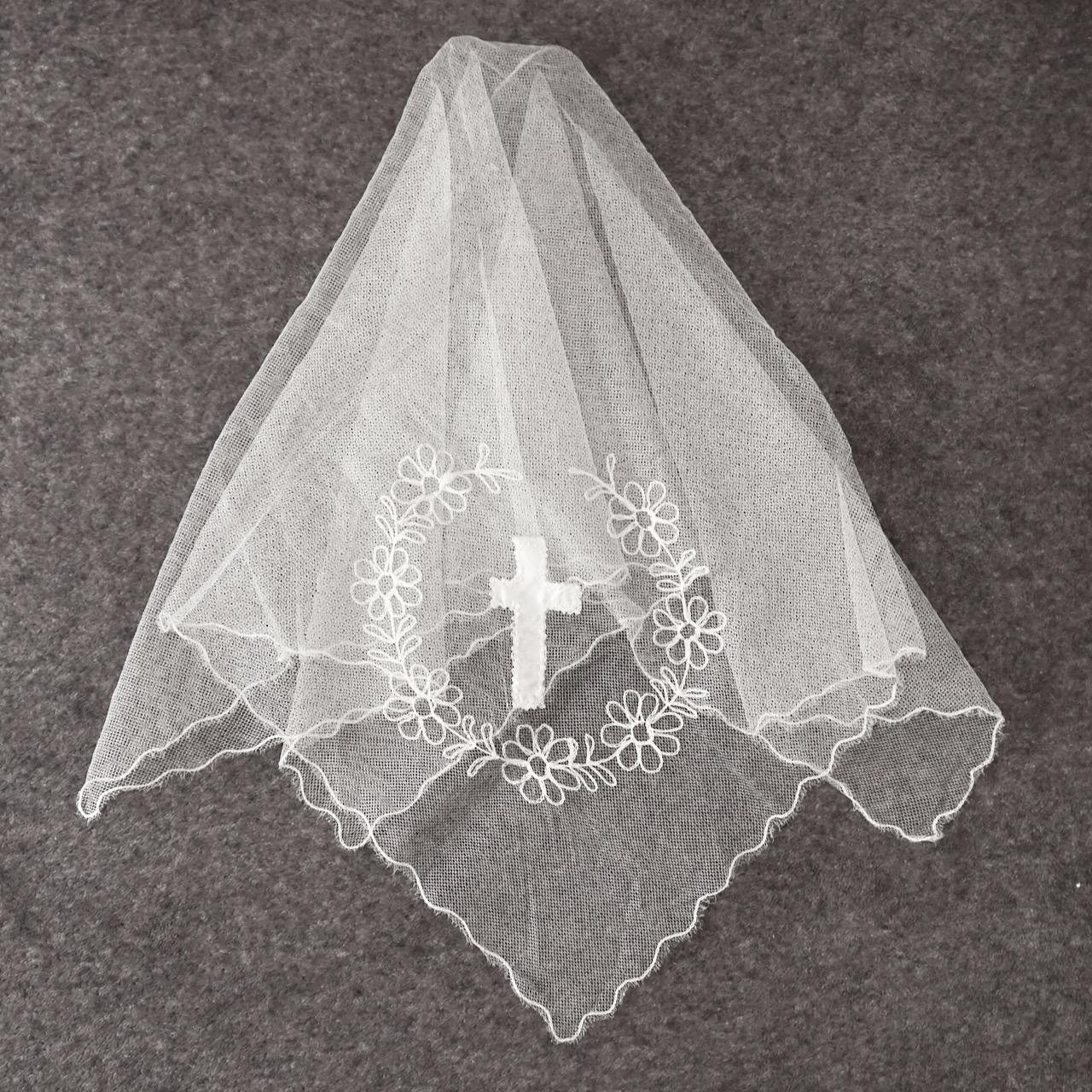Women's or Men's Net Wedding Veil with Silk Flowers Head Piece and Net Embroidered Communion Veil For Sale