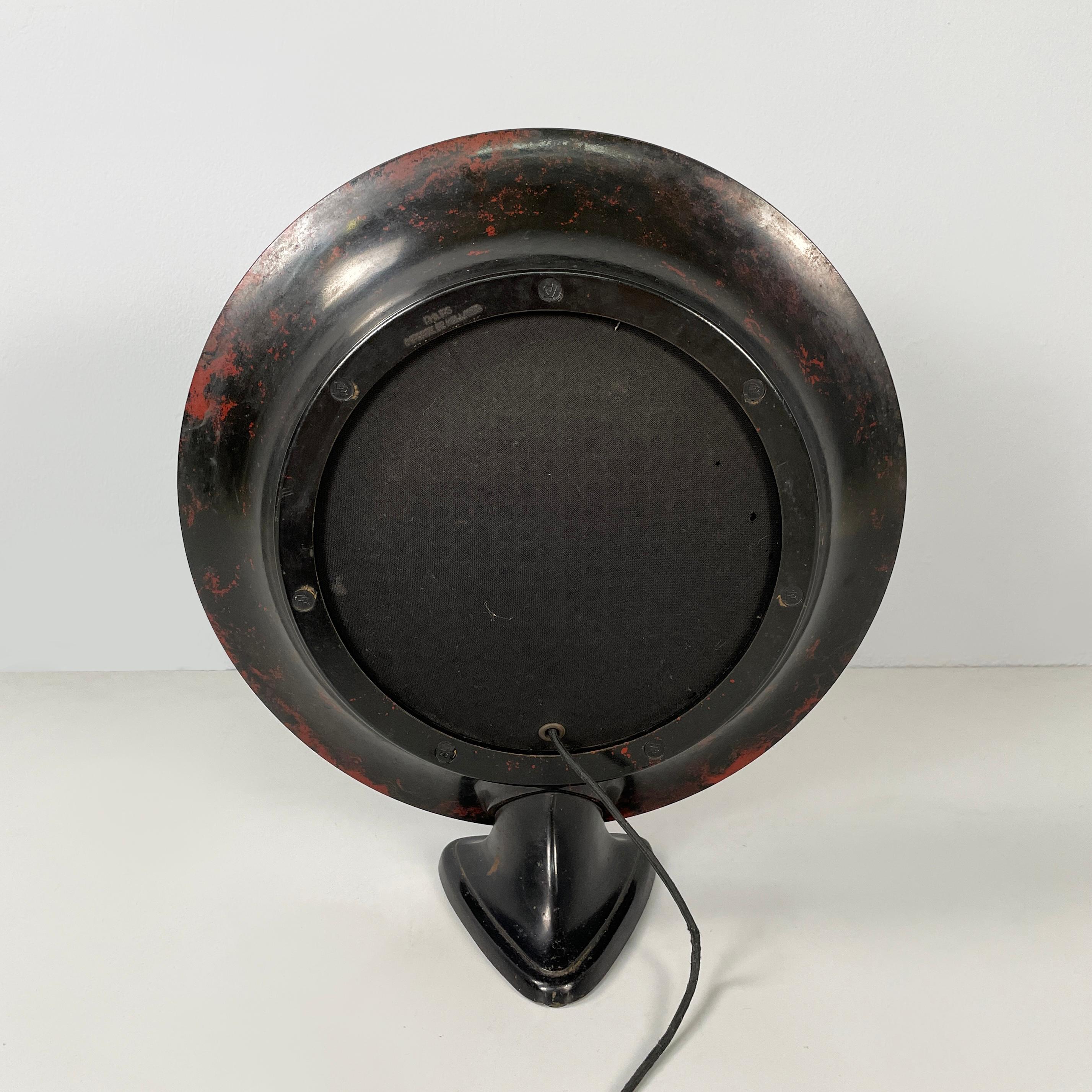 Netherlands Black and red bakelite speaker by Louis Kalff for Philips, 1930s In Good Condition For Sale In MIlano, IT