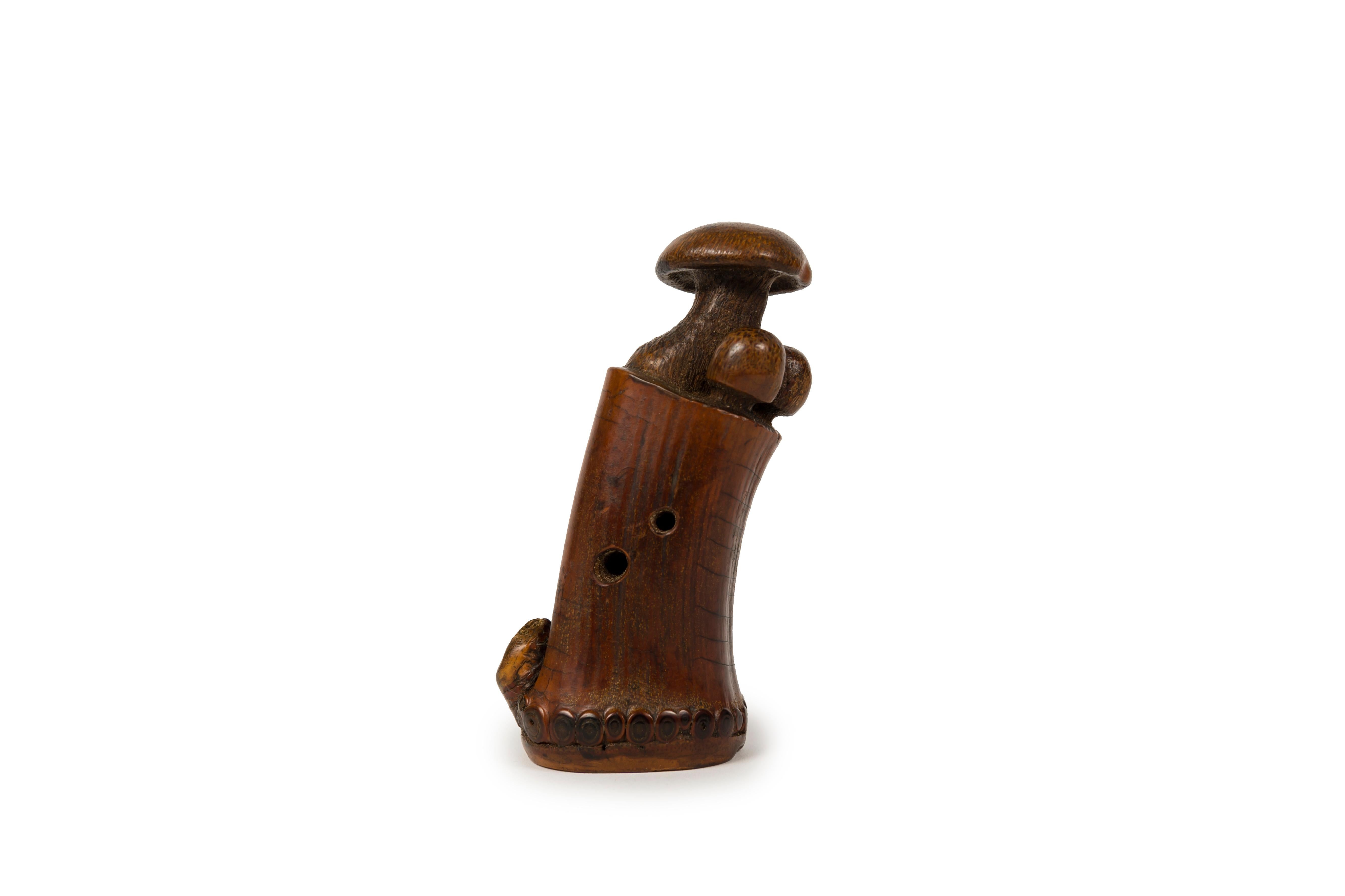 Hand-Carved Netsuke in bamboo in the form of a mushroom For Sale