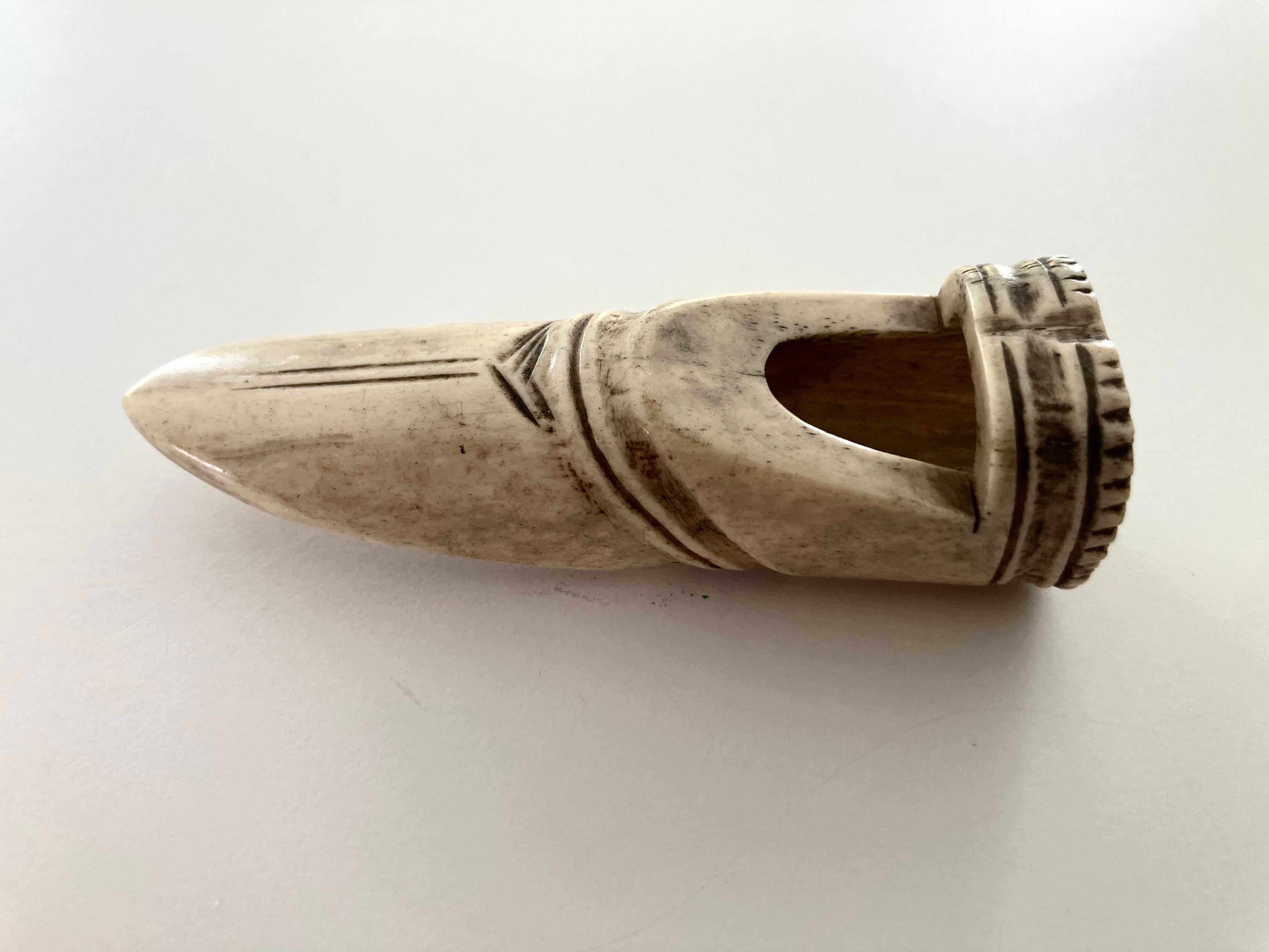 Edo Netsuke en forme de soufflet de bambou en vente