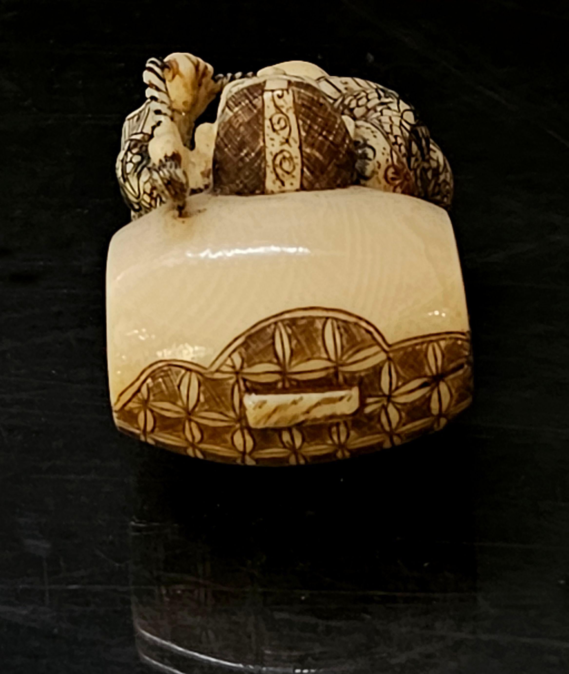 19th Century Japanese Carved Netsuke Polychrome Decorated Figur, Signed by Matsuyoshi, Meiji  For Sale