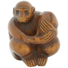 Netsuke Wood Accessory Fashion, 19th Century, Antique Woodcraft Monkey