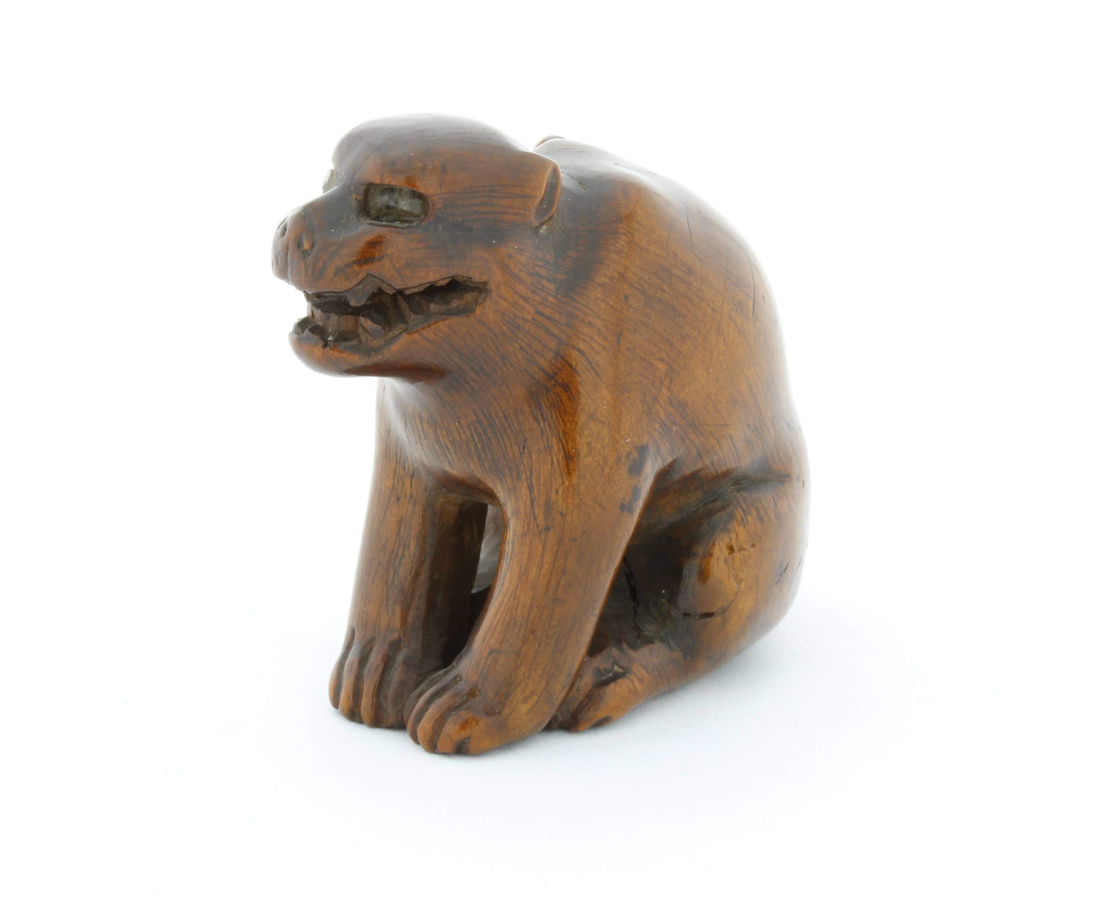 Hand-Carved Netsuke, Wood, Accessory, Fashion, 19th Century Antique Woodcraft Dog For Sale
