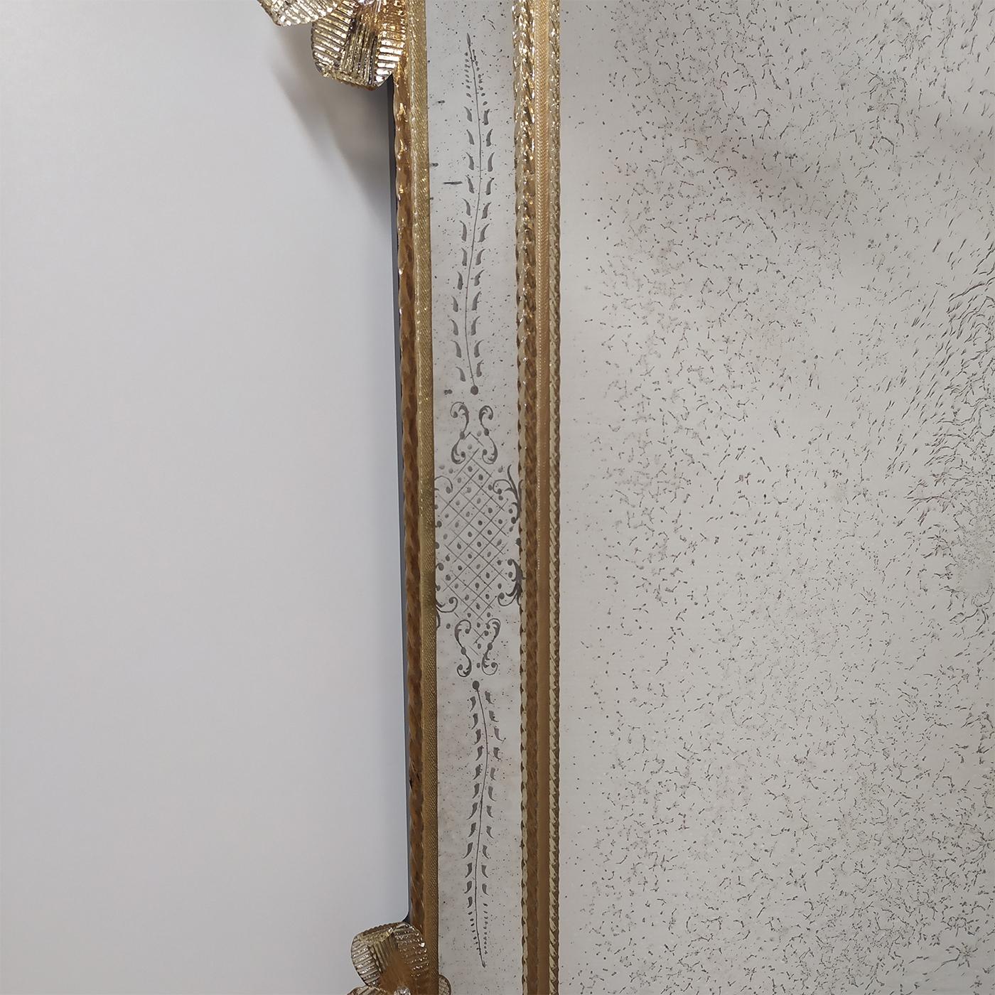 Italian Nettuno Gold Murano Glass Mirror by Fratelli Tosi For Sale