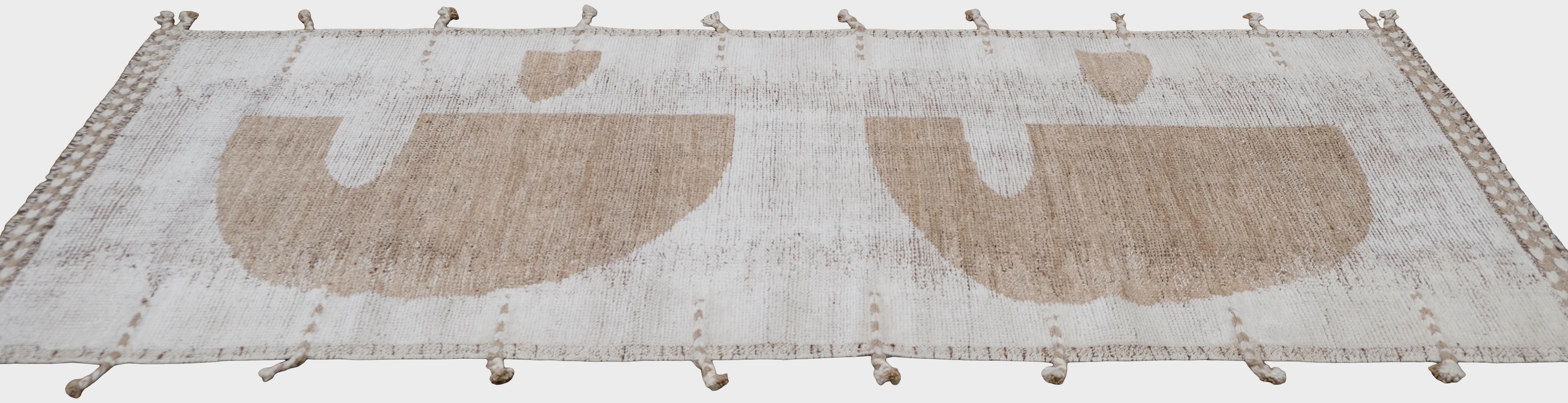 Hand-Knotted Neutral Abstract Half-Circle Designed Wool Runner Rug 3'2''x8'10'' For Sale