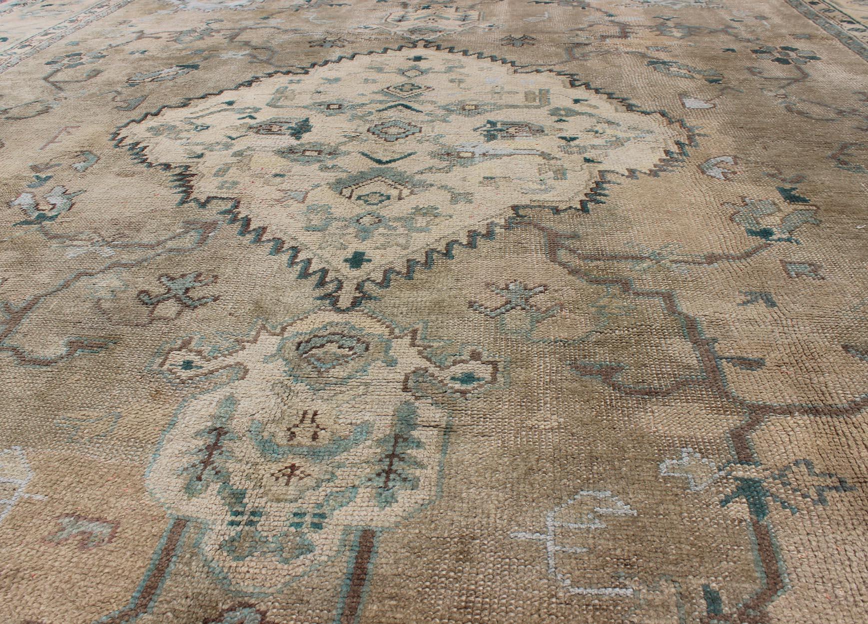 Neutral Antique Oushak Carpet in Shades of Teal, Green, Khaki, Taupe and Butter In Good Condition For Sale In Atlanta, GA