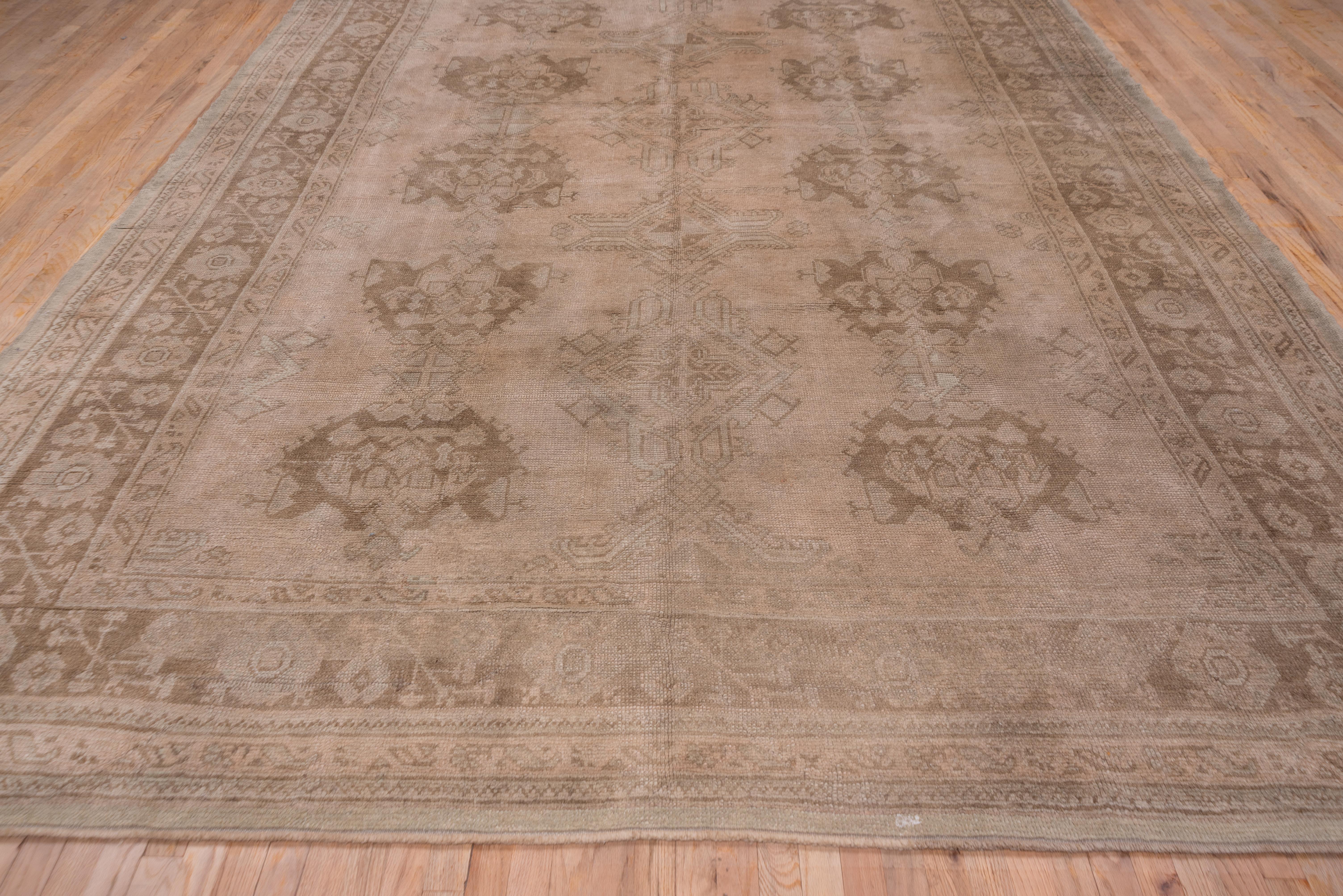Neutral Antique Turkish Oushak Carpet In Good Condition For Sale In New York, NY