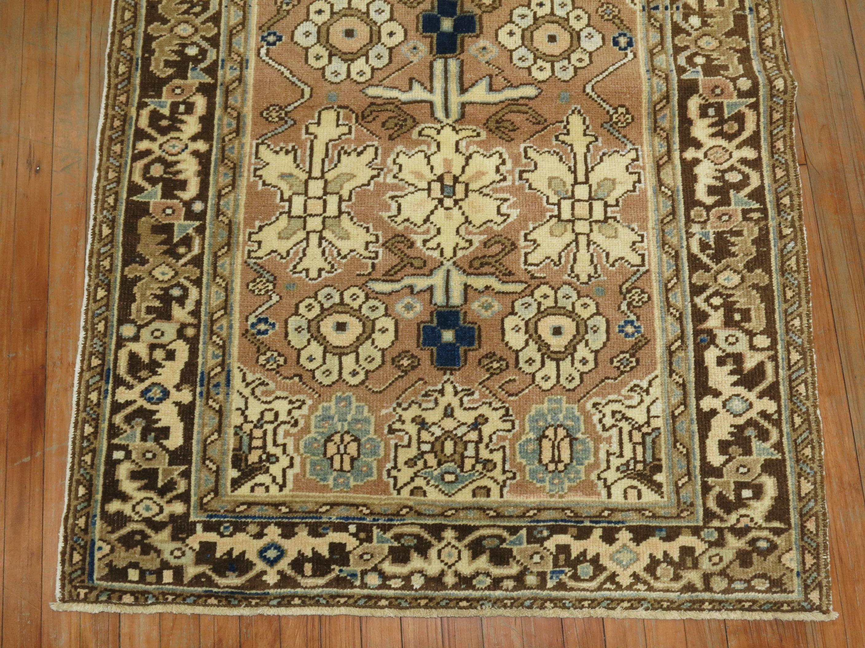 20th Century Neutral Color Persian Heriz Rug For Sale