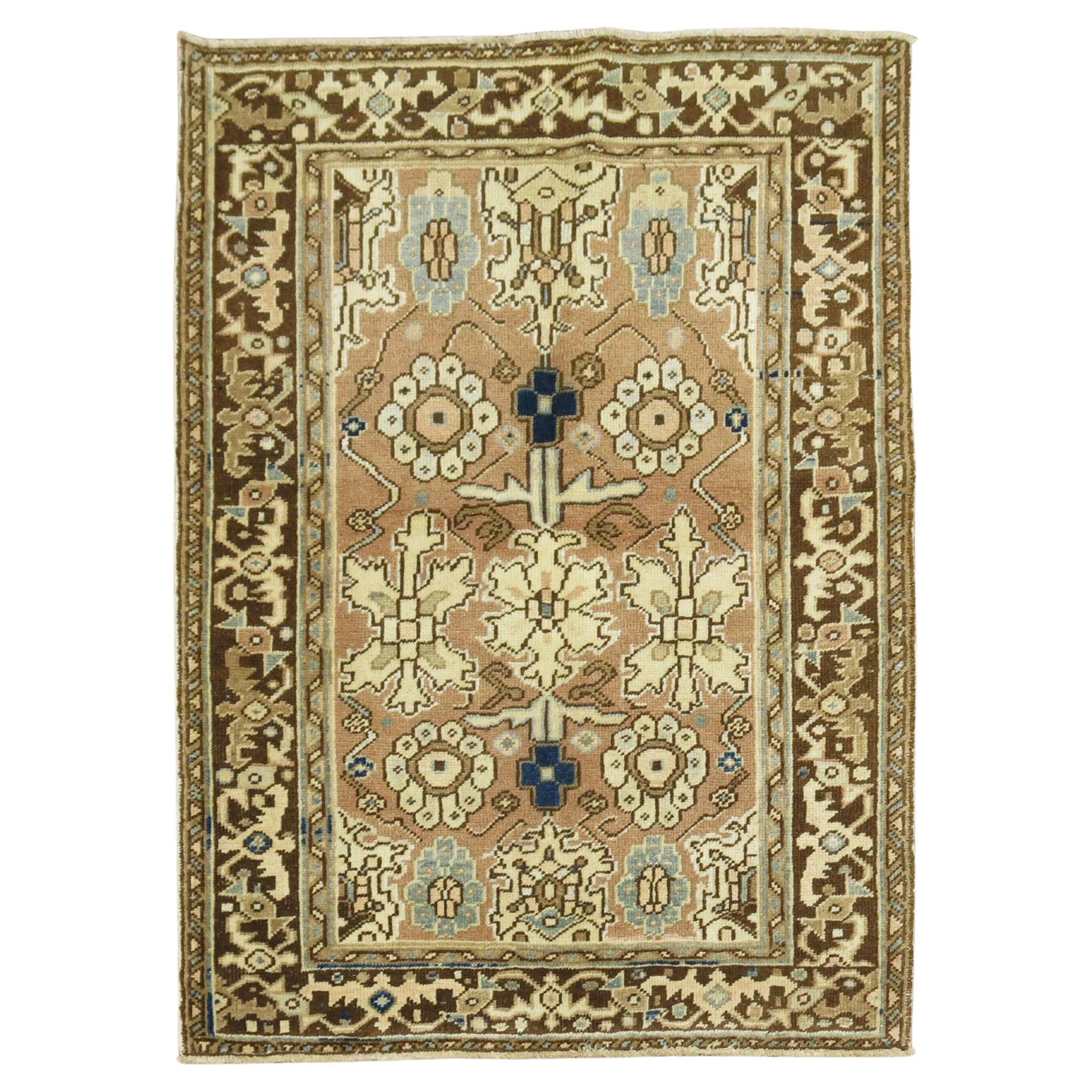 Neutral Color Persian Heriz Rug For Sale